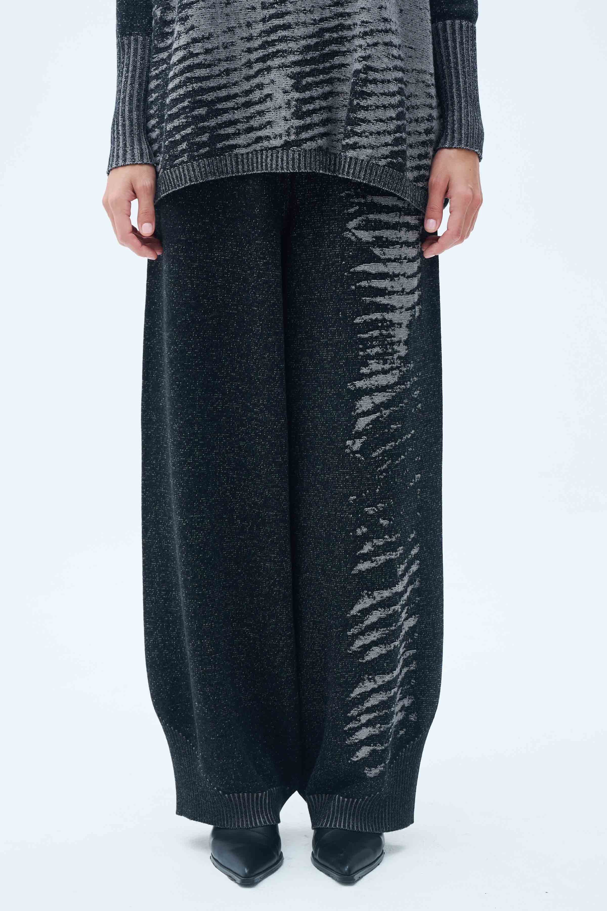 Брюки Муары