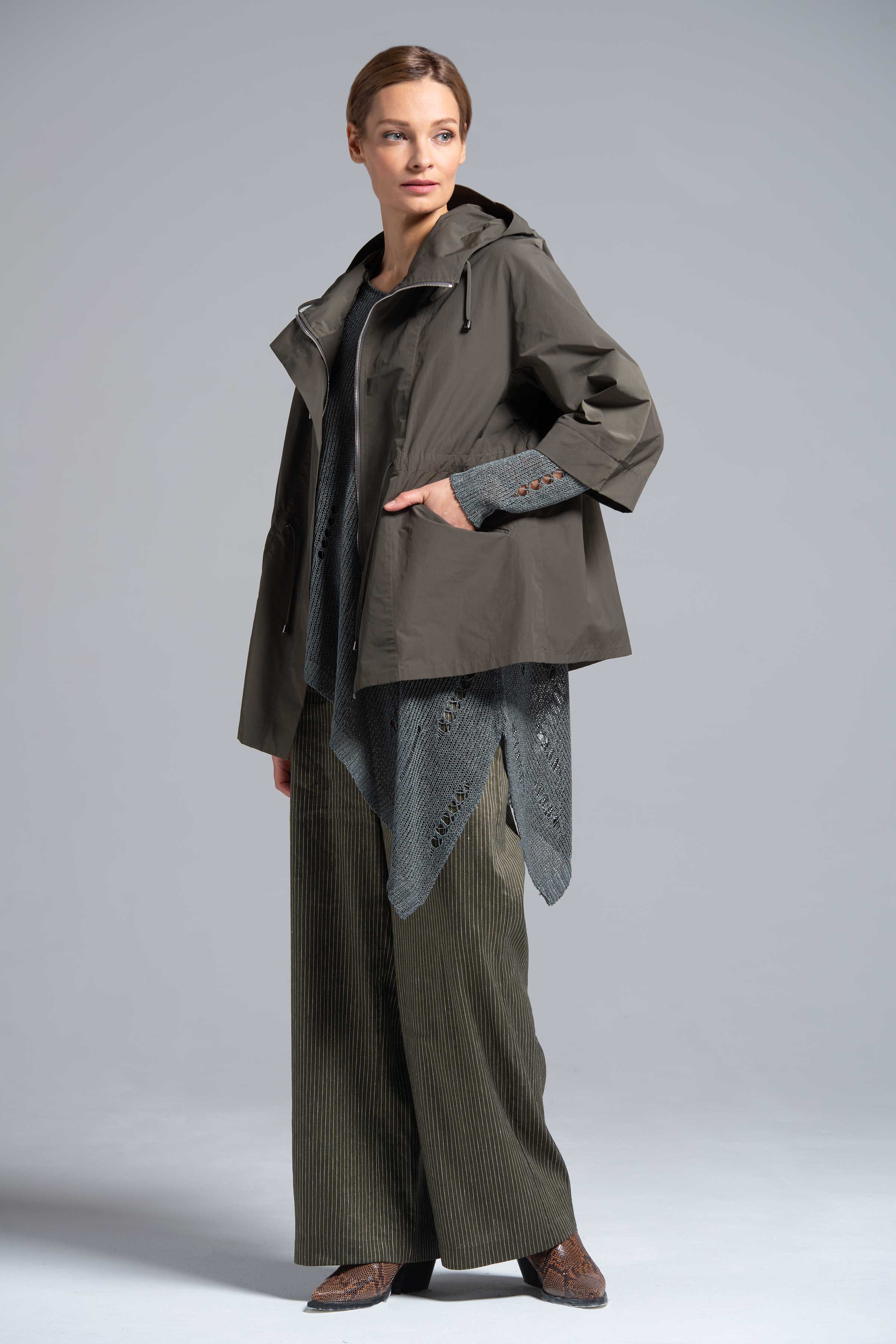 Парка короткая, без подкладки 74 Тень (ombre) от Lesel (Лесель)! Заказывайте по ✆ 8 (800) 777 02 37