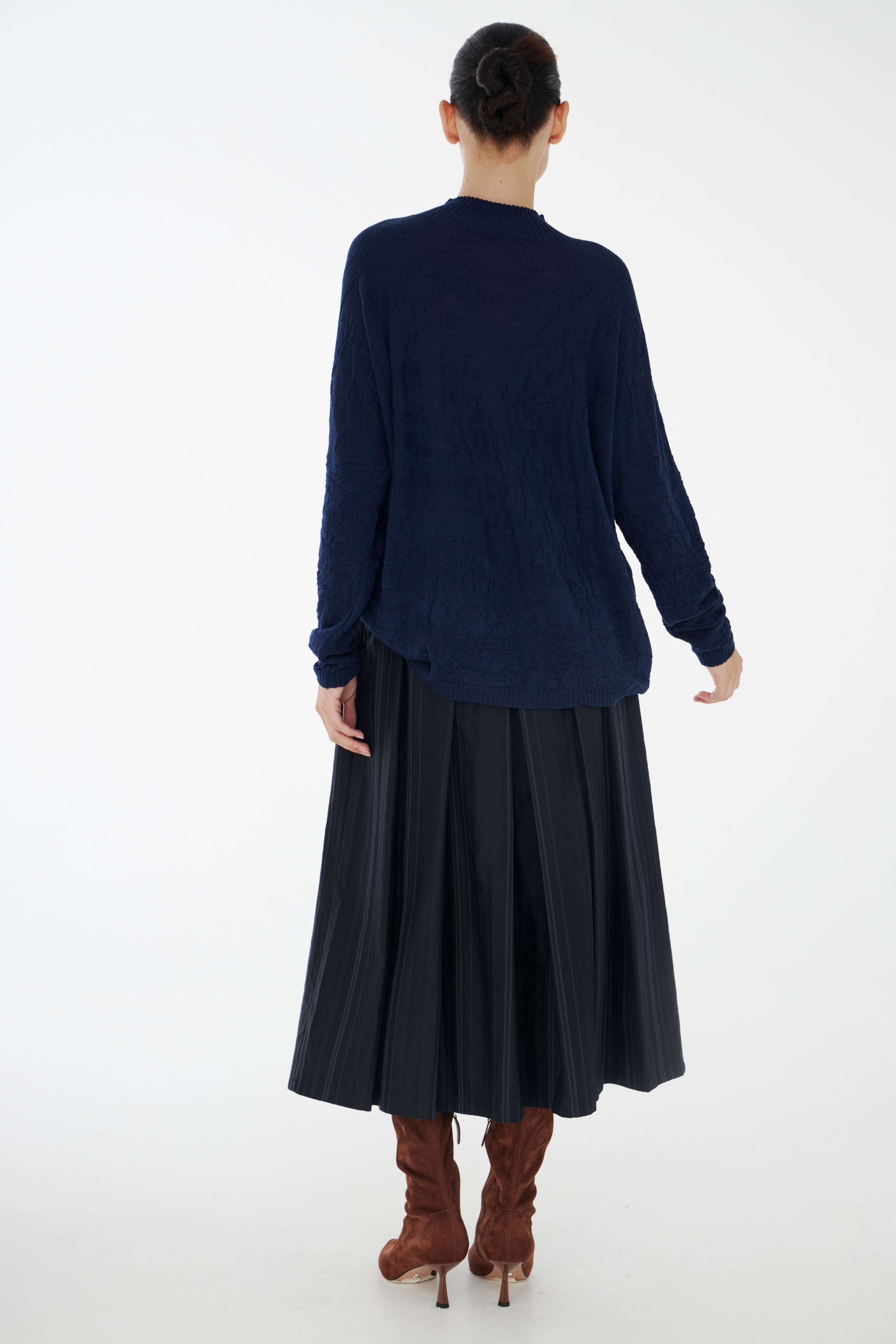 Джемпер Хрусталь 33 Ночь (nuit) от Lesel (Лесель)! Заказывайте по ✆ 8 (800) 777 02 37