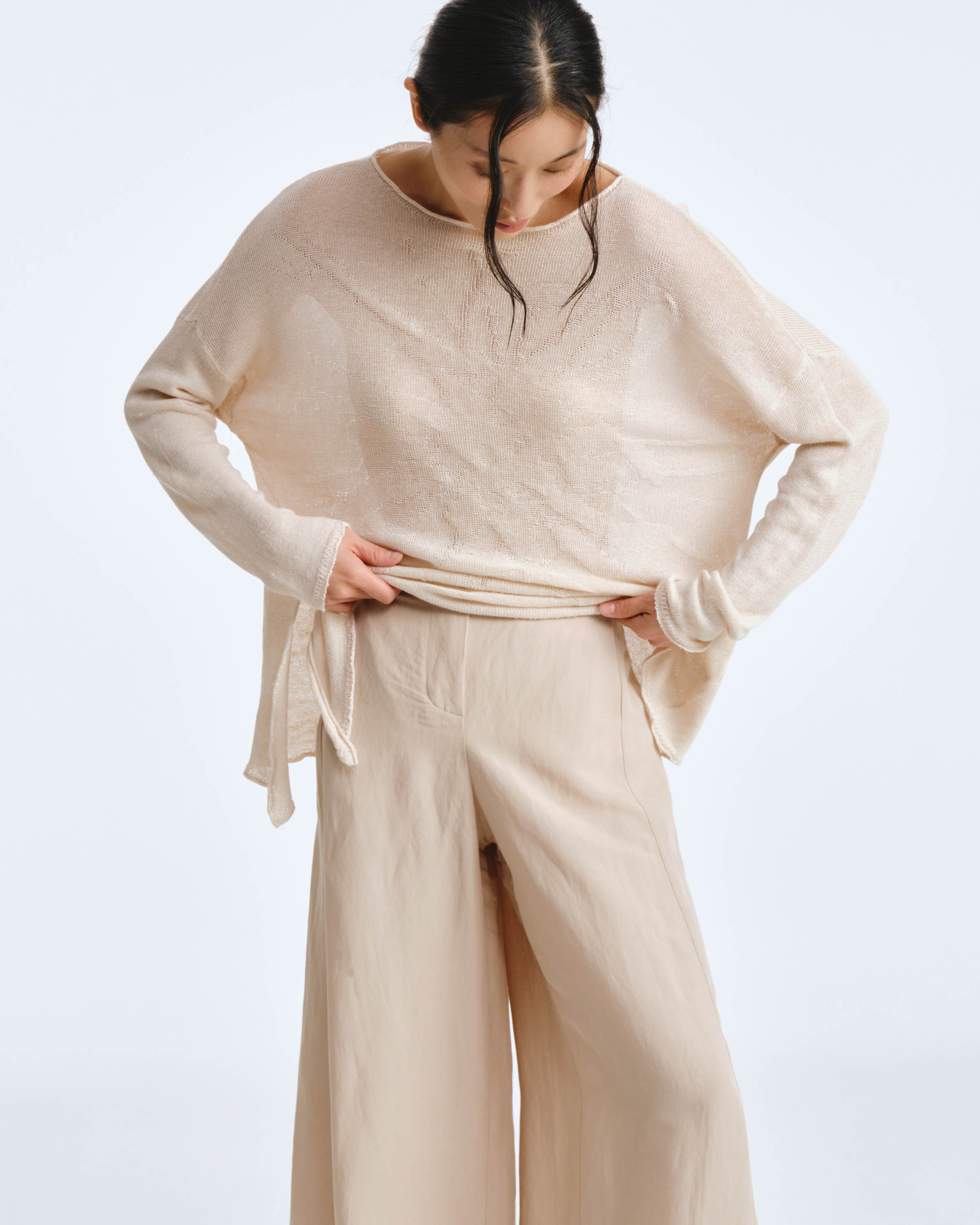 Брюки прямые с отлетными деталями, тонкий лен  от Lesel (Лесель)! Заказывайте по ✆ 8 (800) 777 02 37