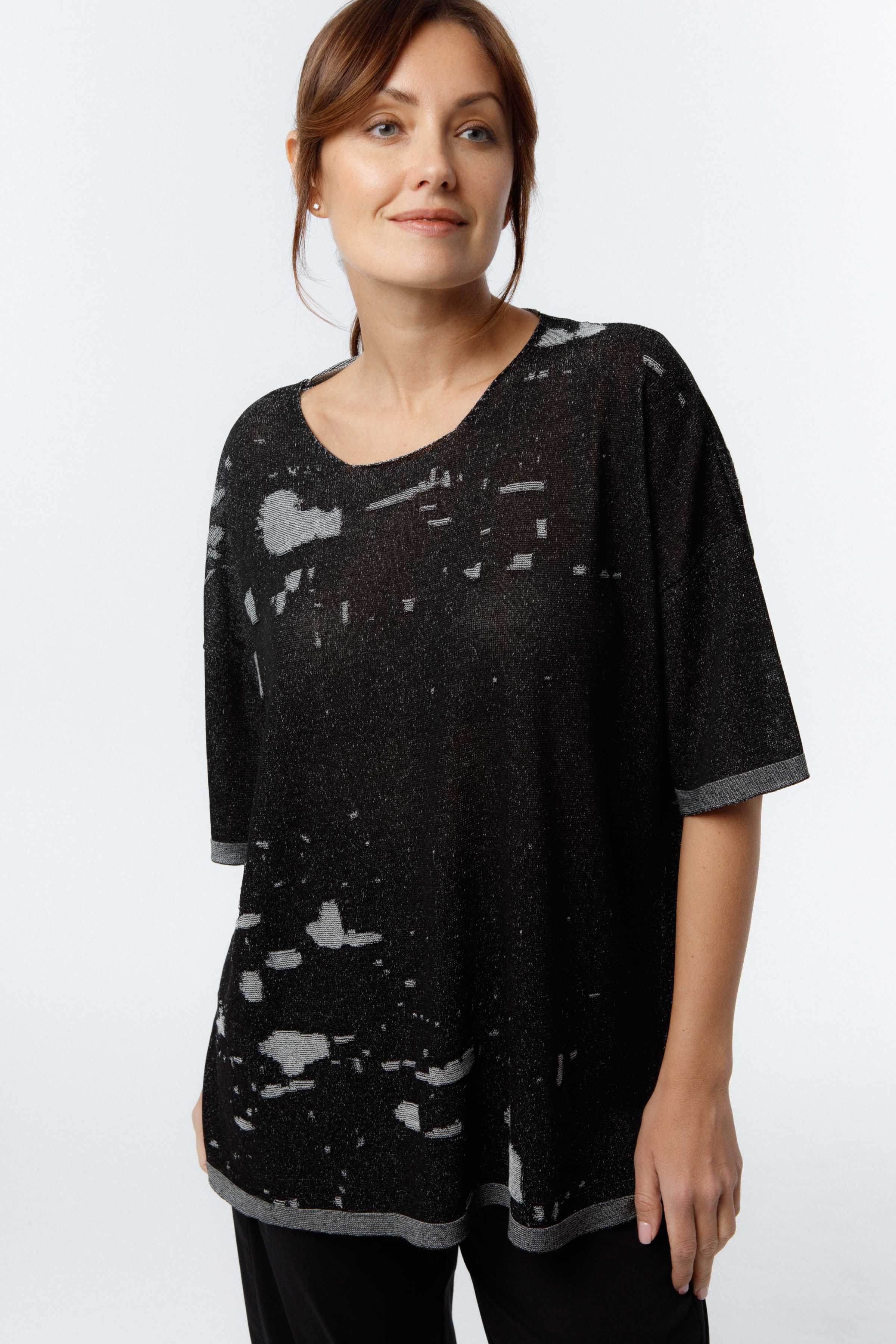 Туника с коротким рукавом Брызги краски  от Lesel (Лесель)! Заказывайте по ✆ 8 (800) 777 02 37