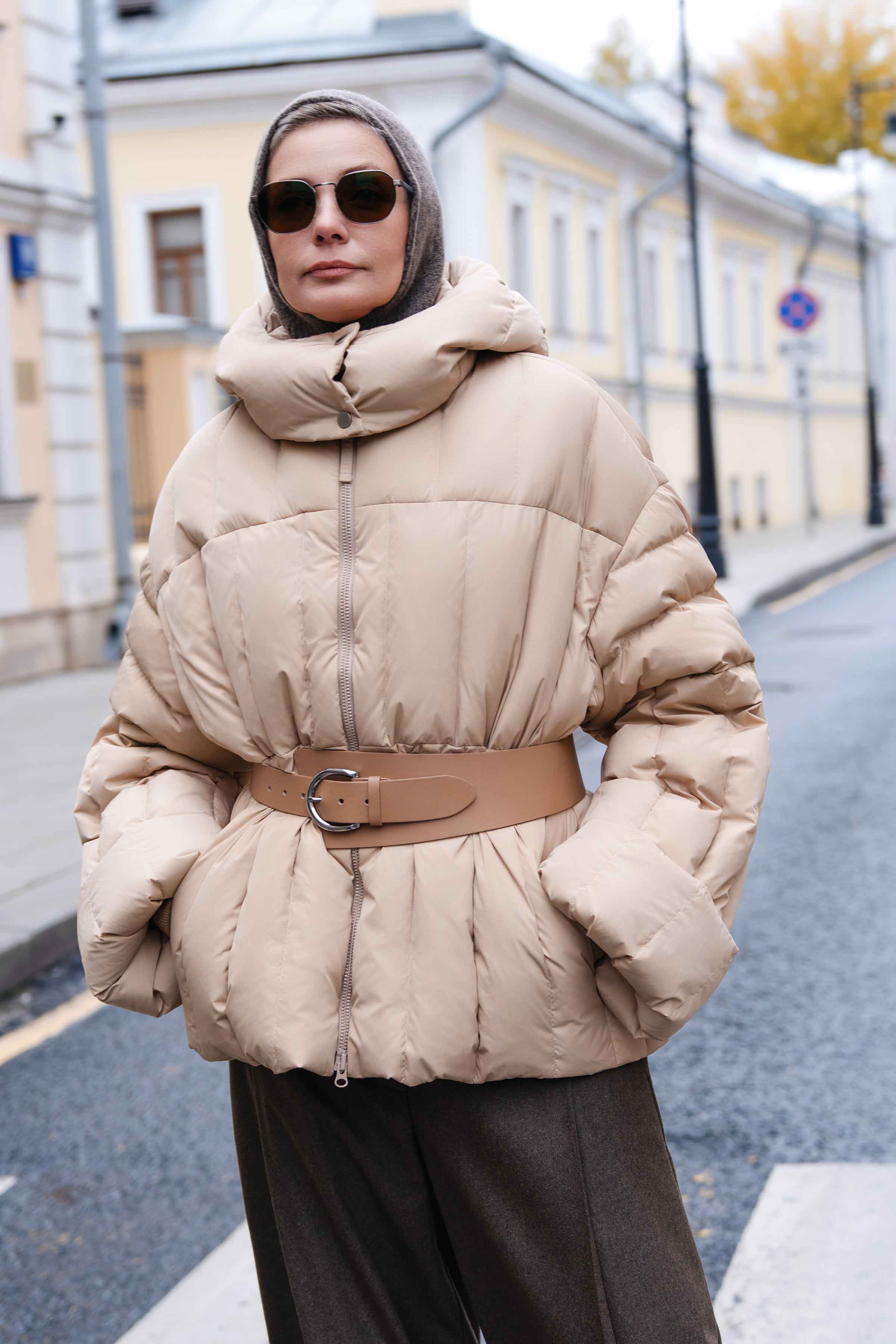 Куртка пуховая Столбики 02 Песок (sable) от Lesel (Лесель)! Заказывайте по ✆ 8 (800) 777 02 37