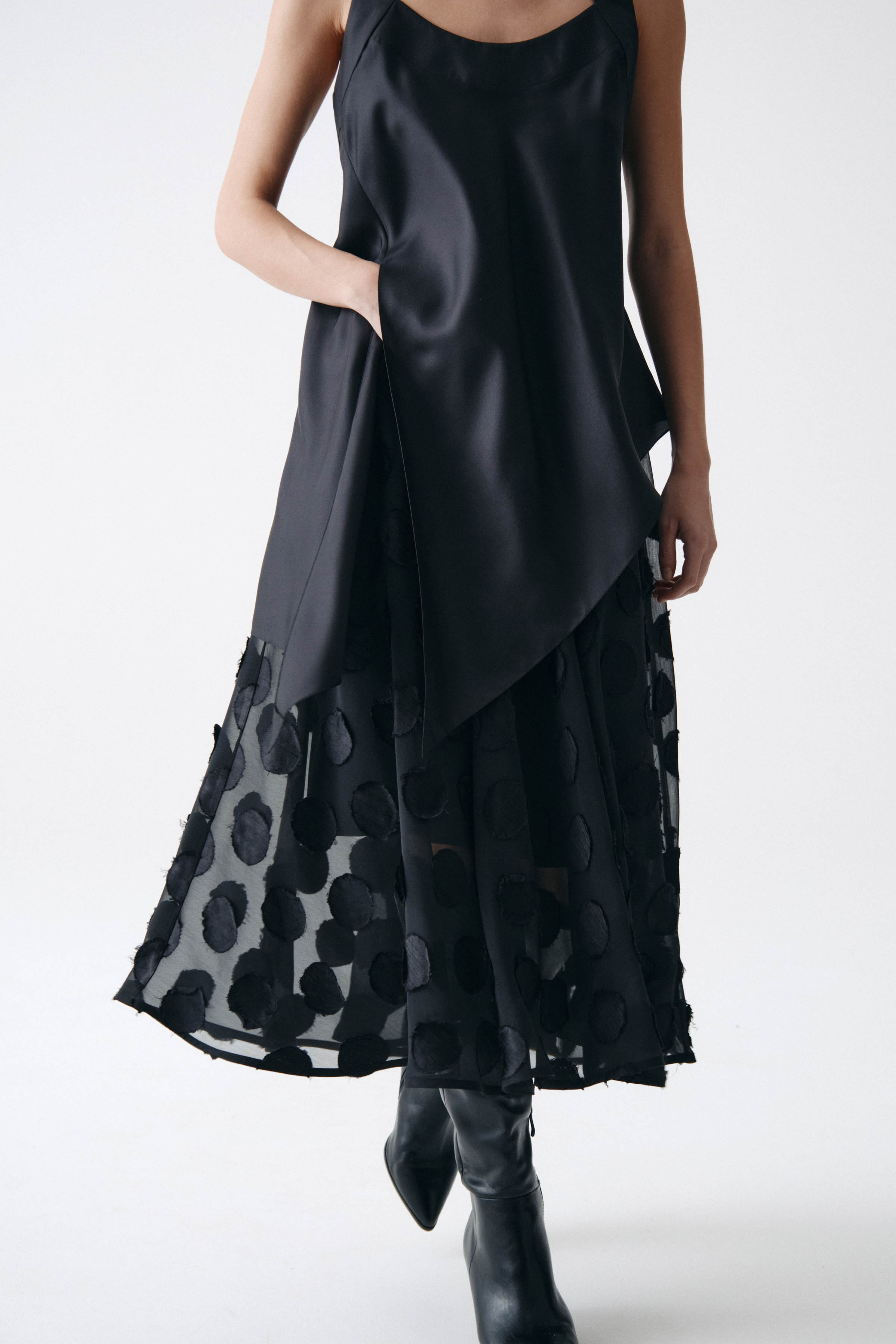 Юбка Прозрачный горох средней длины