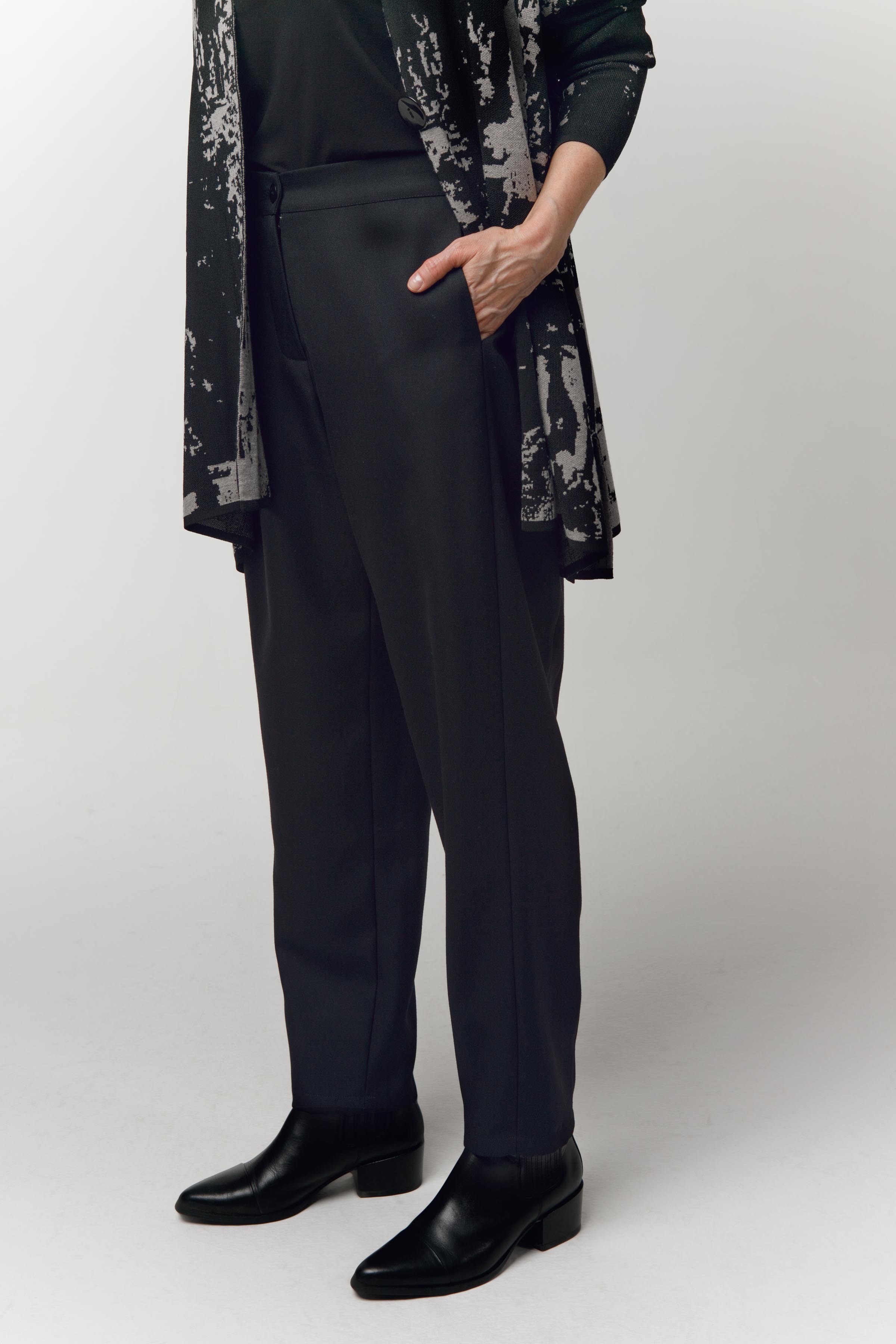 Брюки Бананы, гладкая шерсть  от Lesel (Лесель)! Заказывайте по ✆ 8 (800) 777 02 37