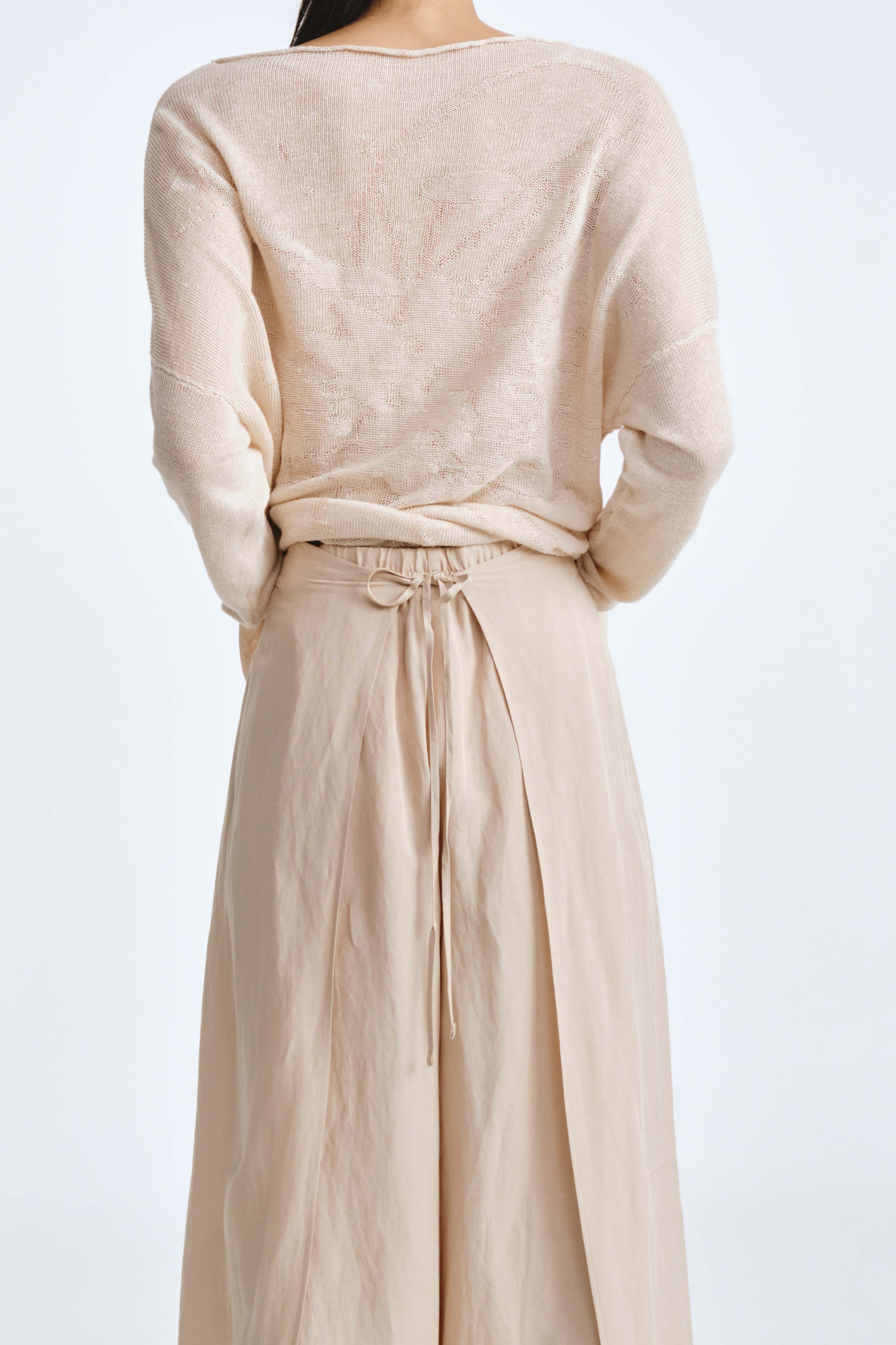 Брюки прямые с отлетными деталями, тонкий лен