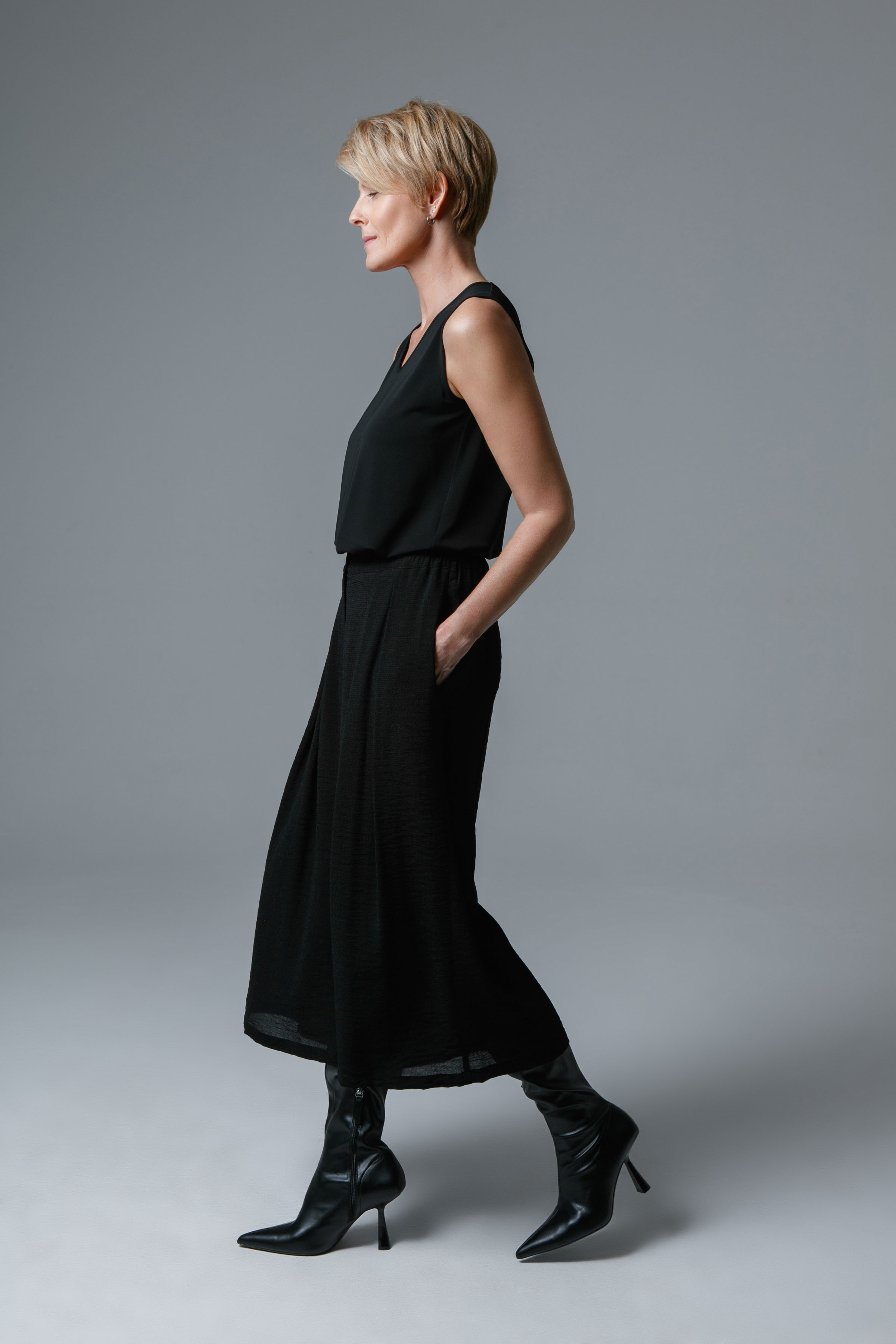 Брюки Широкие укороченные, креп  от Lesel (Лесель)! Заказывайте по ✆ 8 (800) 777 02 37