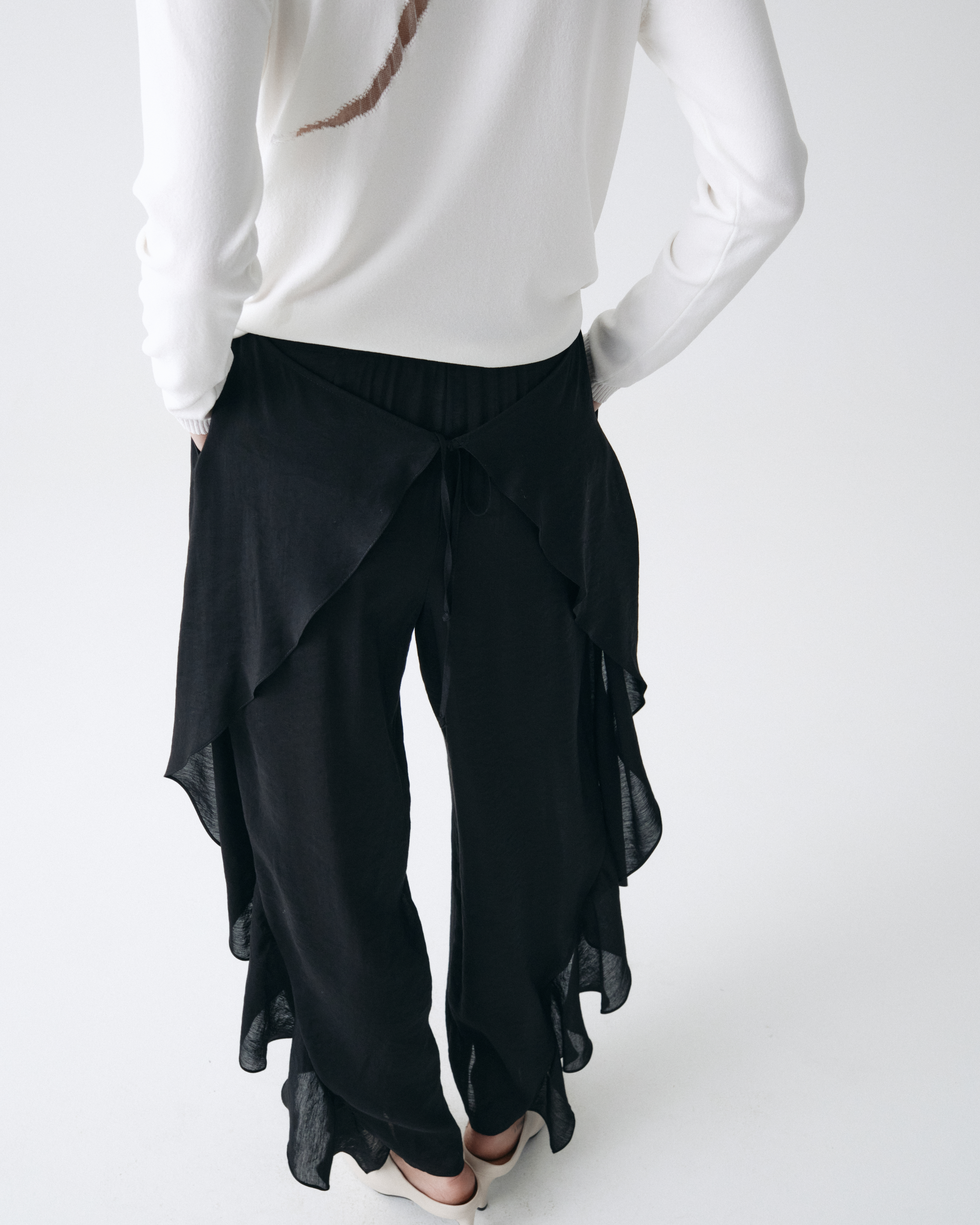 Брюки прозрачные с воланами  от Lesel (Лесель)! Заказывайте по ✆ 8 (800) 777 02 37