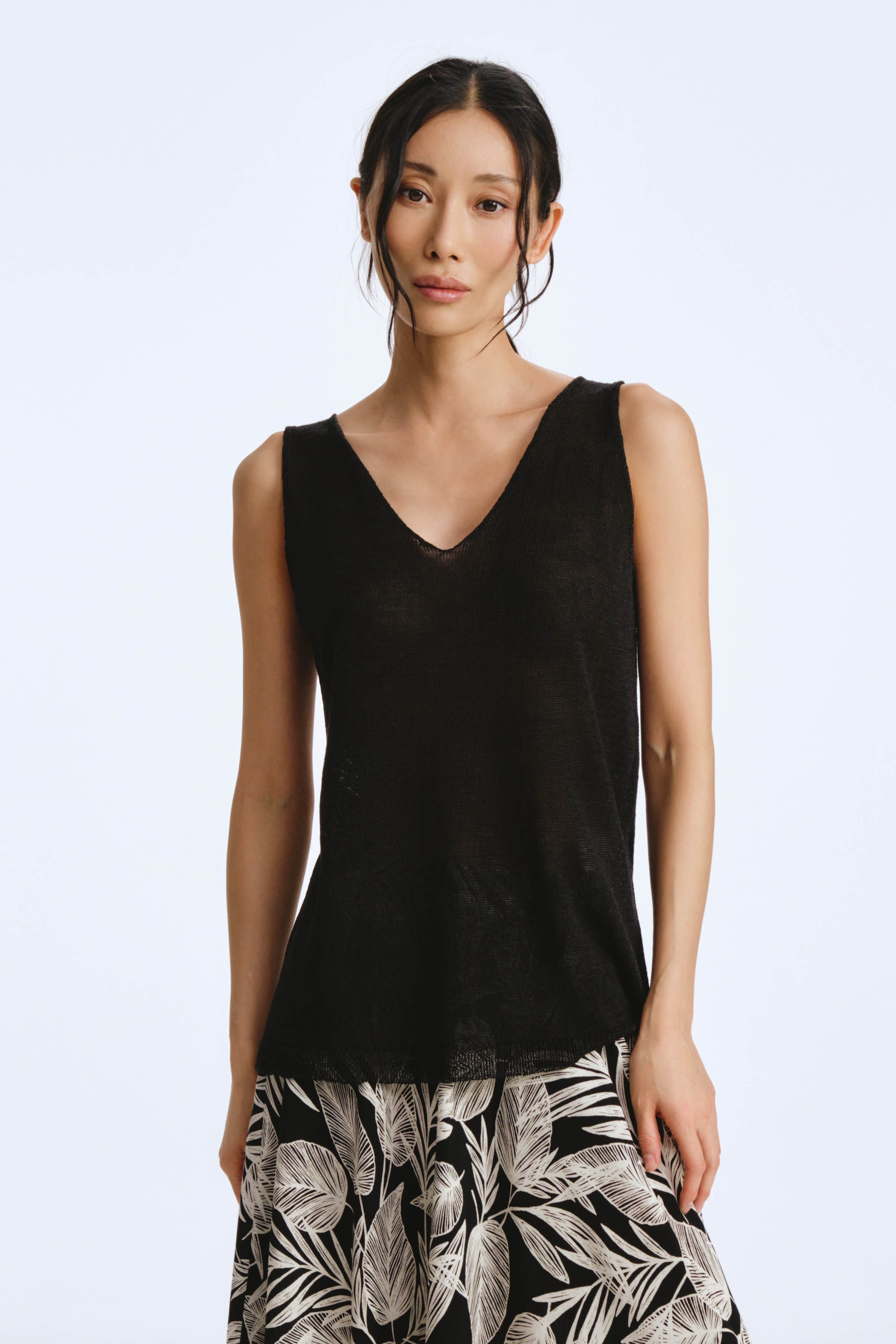 Топ база лён 00 Черный (noir), 06 Суфле (souffle) от Lesel (Лесель)! Заказывайте по ✆ 8 (800) 777 02 37