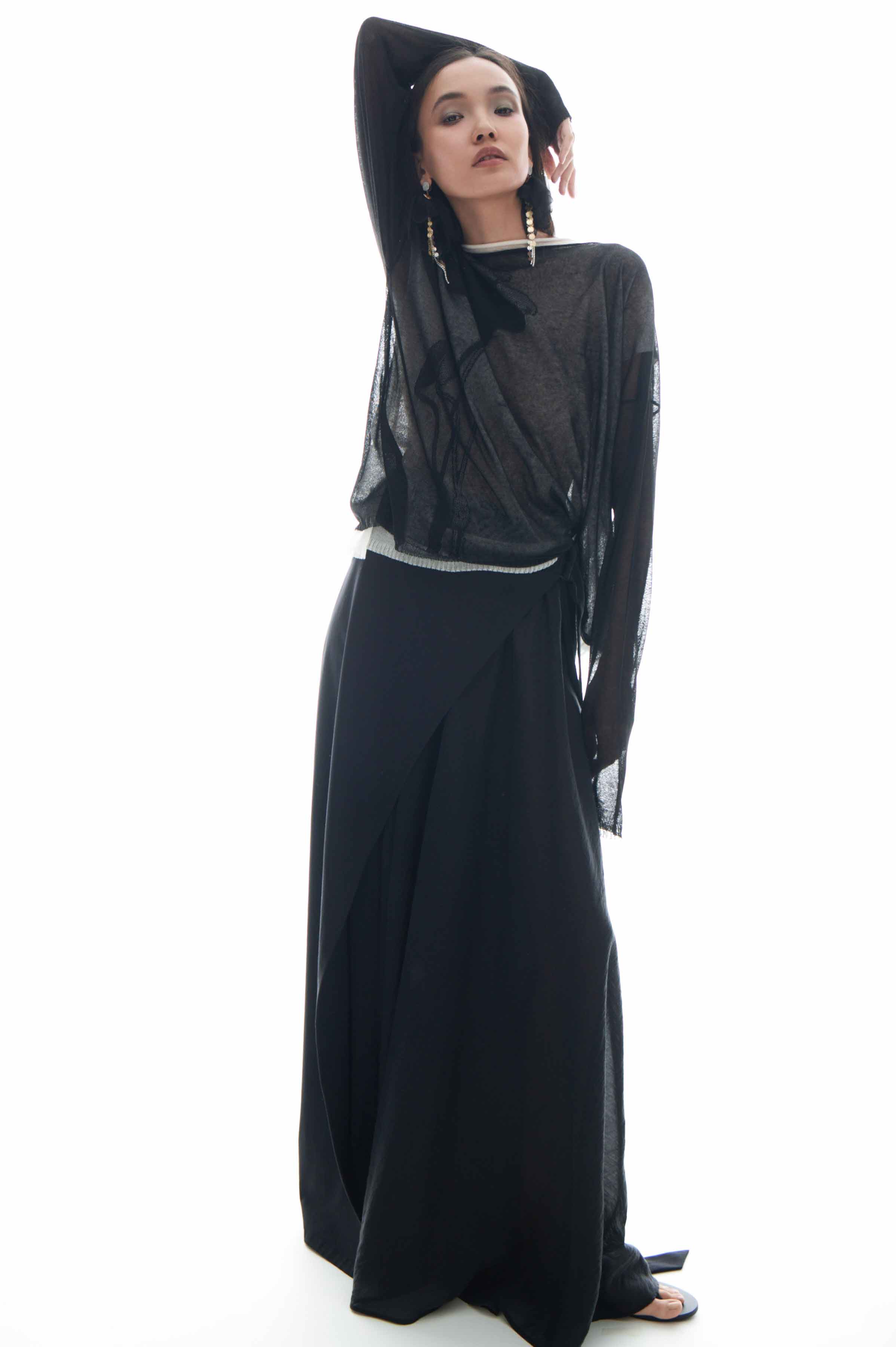 Джемпер Цветок с бутоном  от Lesel (Лесель)! Заказывайте по ✆ 8 (800) 777 02 37