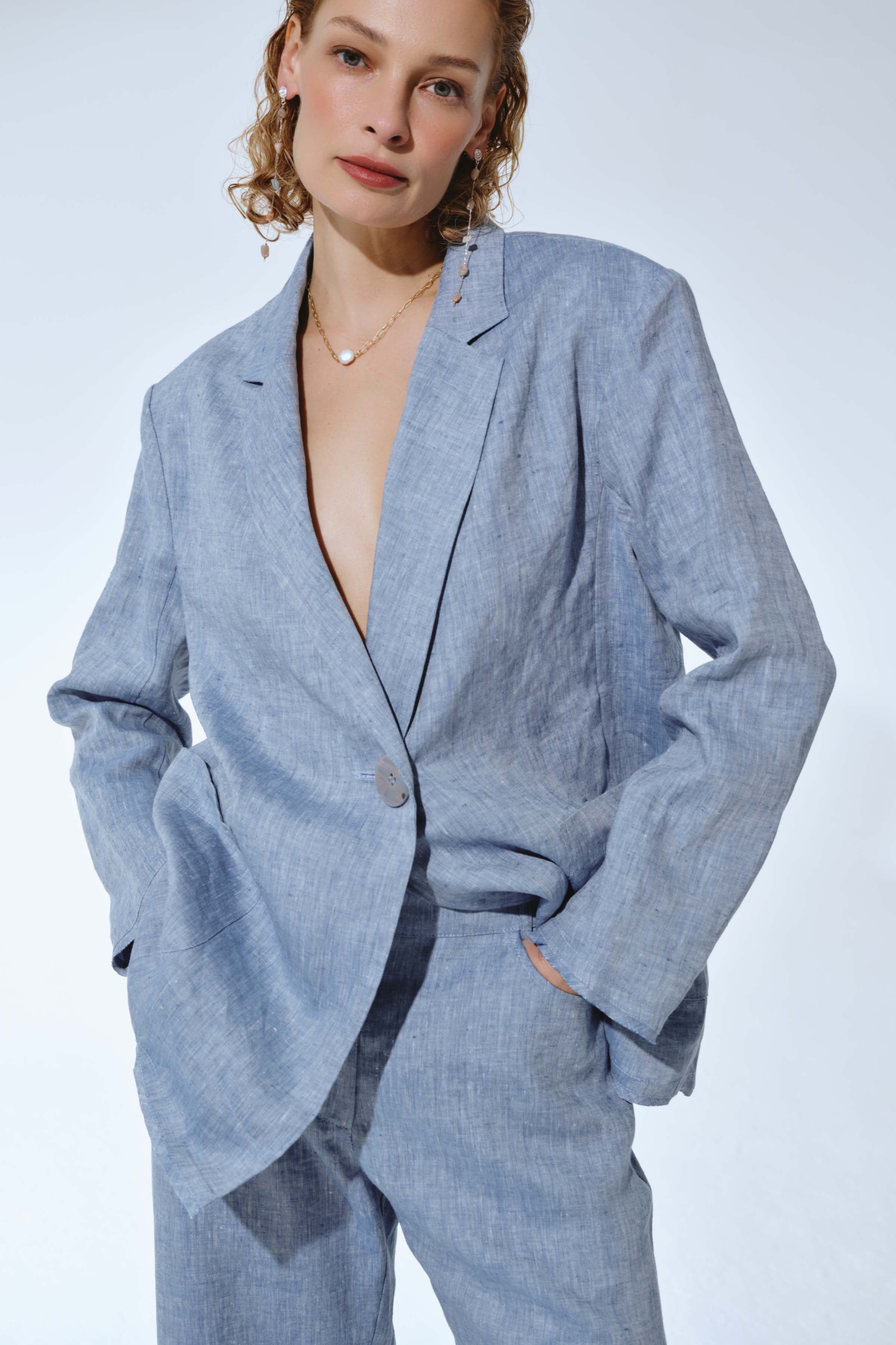 Жакет Прямой гранж, лён меланж 39 Светло-джинсовый (denim bleu clair)  от Lesel (Лесель)! Заказывайте по ✆ 8 (800) 777 02 37