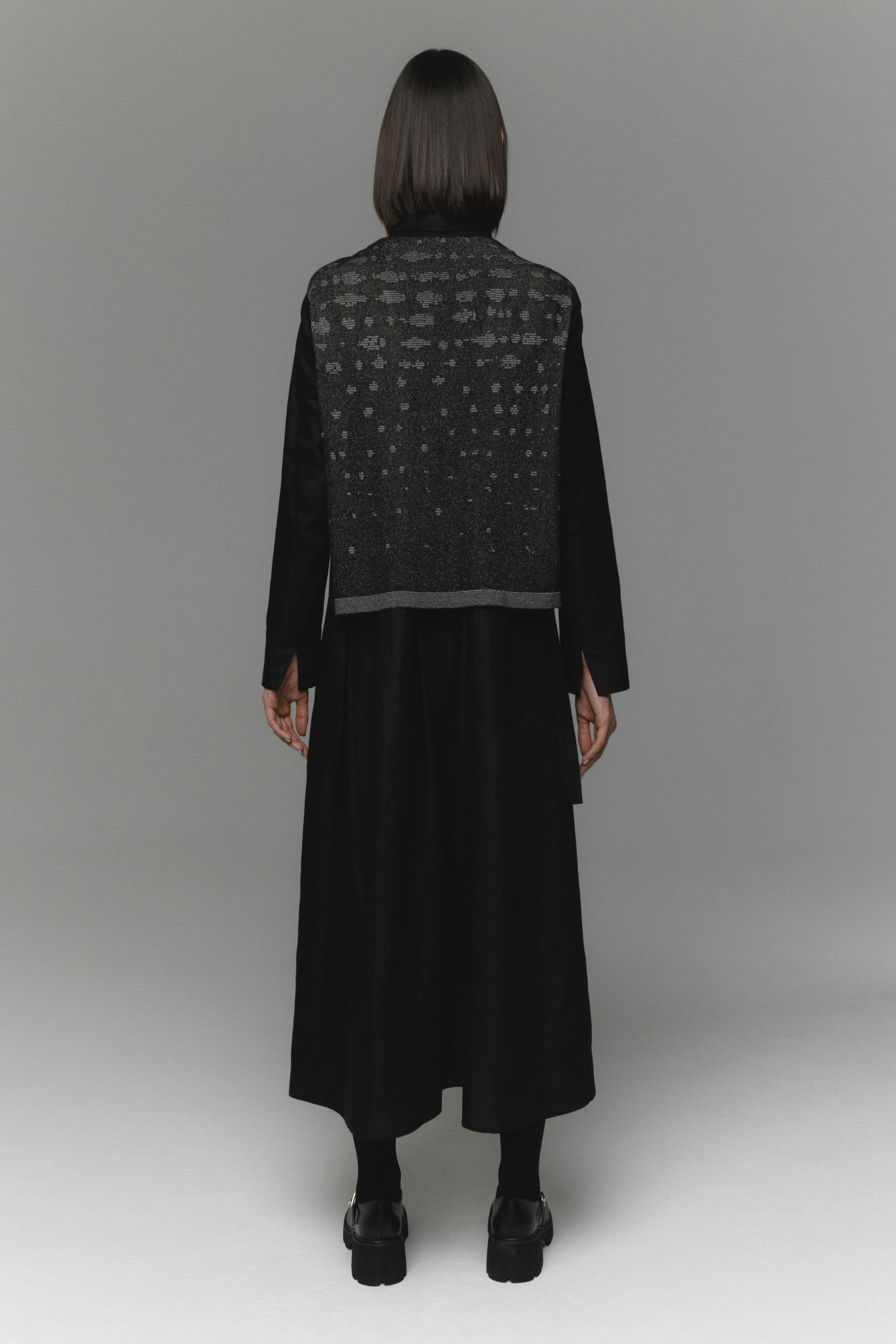 Платье рубашка с вязаной спинкой 00 Черный (noir) от Lesel (Лесель)! Заказывайте по ✆ 8 (800) 777 02 37