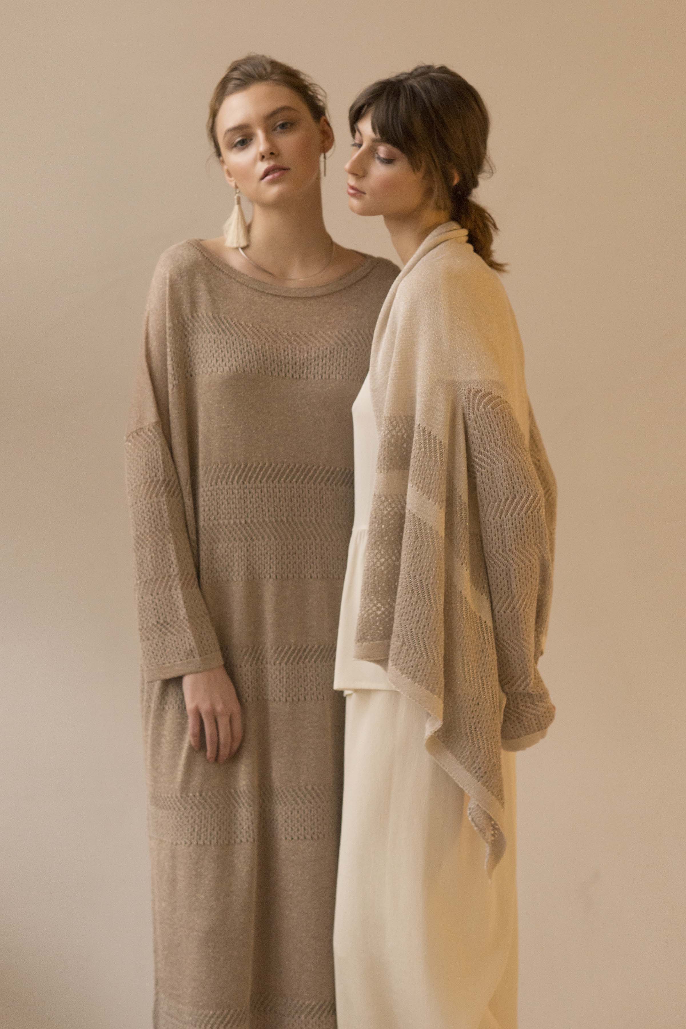 Платье с люрексом 09 Беж-меланж (melange beige) от Lesel (Лесель)! Заказывайте по ✆ 8 (800) 777 02 37