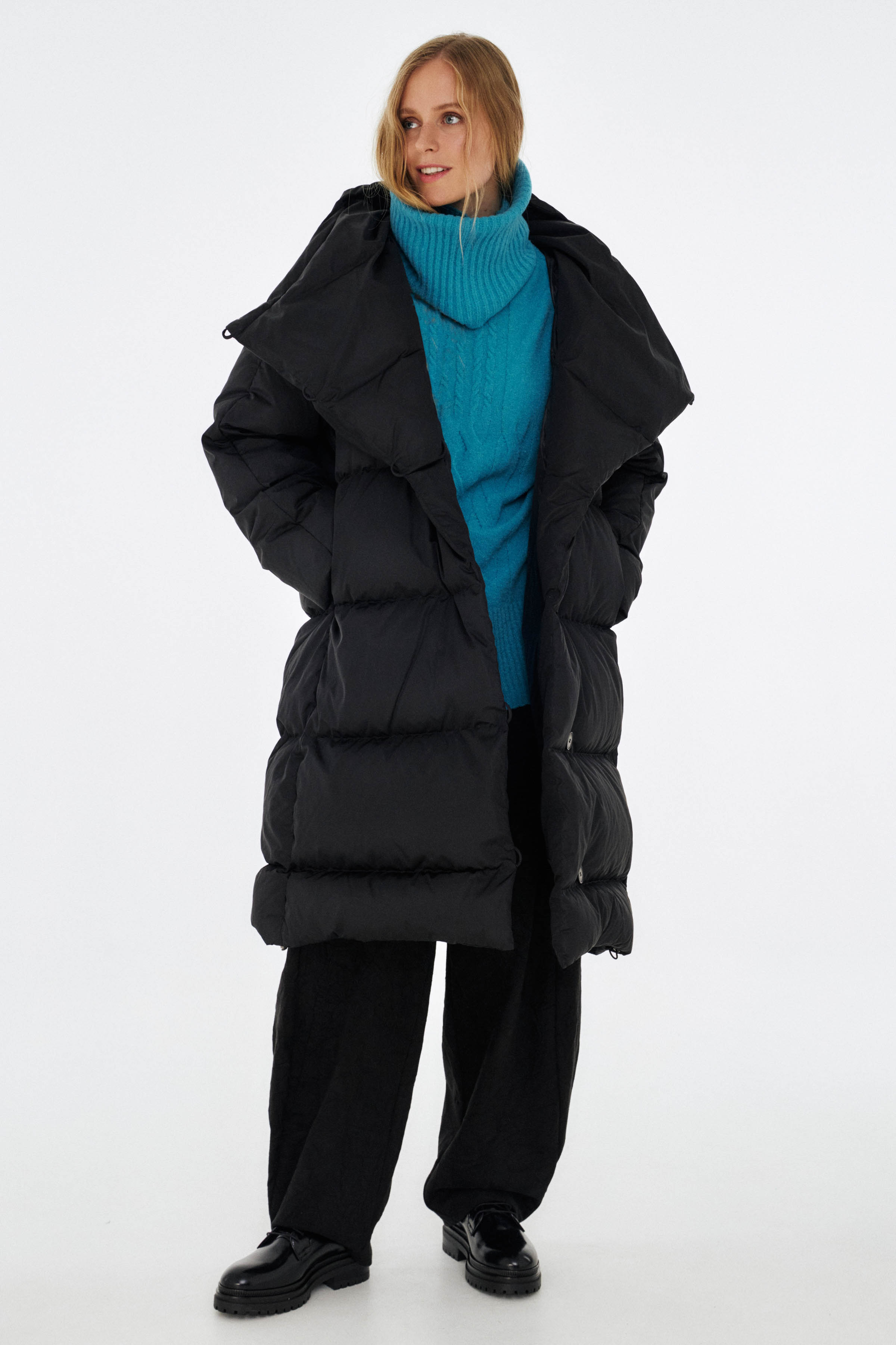 Пальто пуховое с навесными петлями 00 Черный (noir) от Lesel (Лесель)! Заказывайте по ✆ 8 (800) 777 02 37