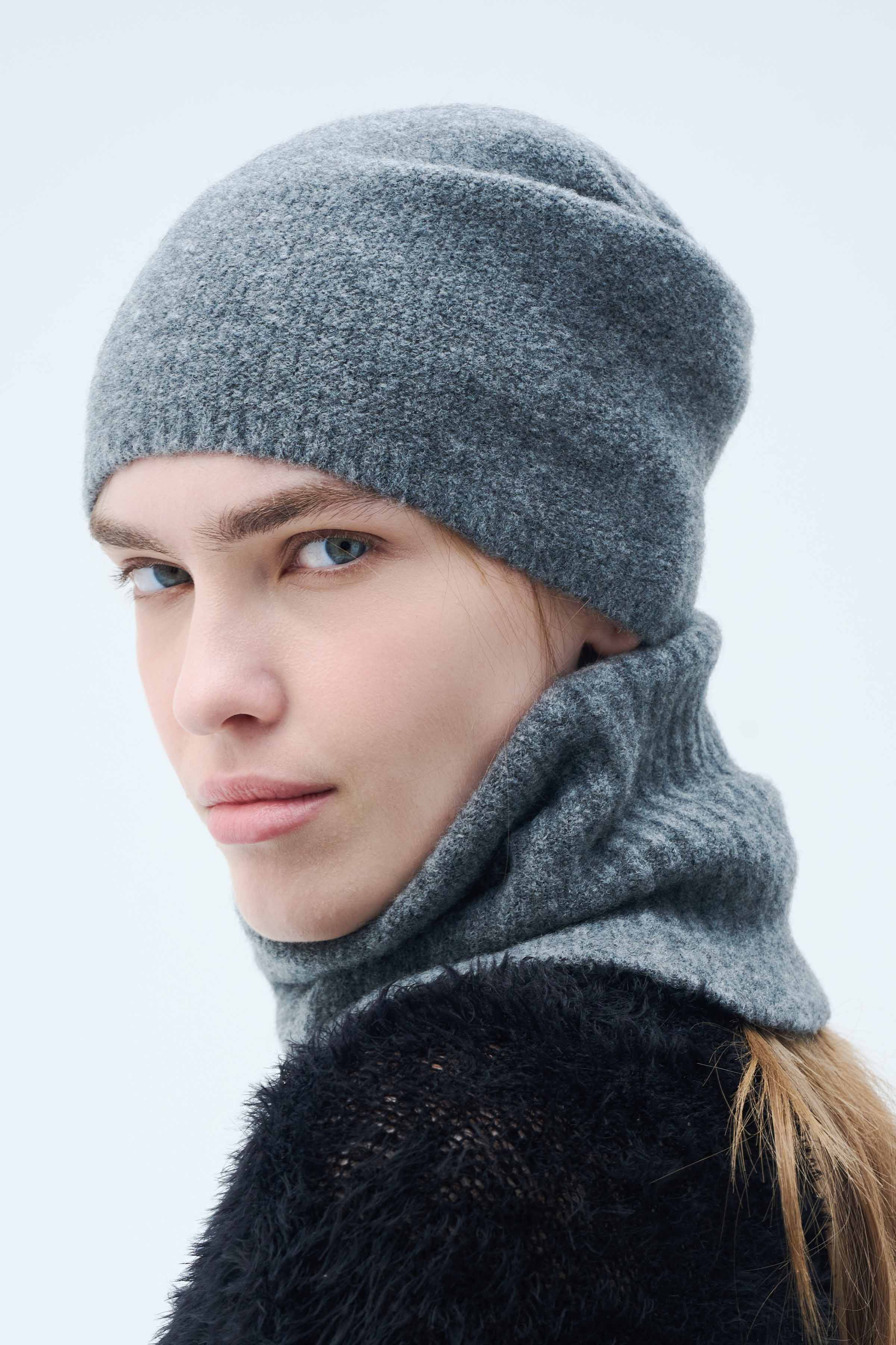 Шапка Овал 15 Серый меланж (melange gris) от Lesel (Лесель)! Заказывайте по ✆ 8 (800) 777 02 37