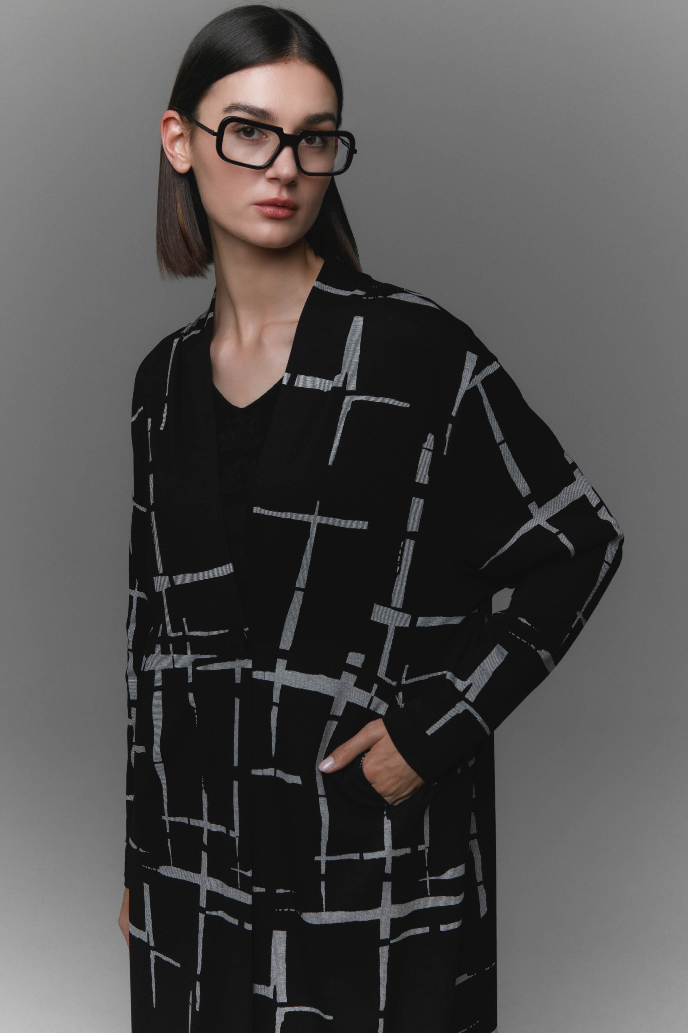 Кардиган джерси Штрихи 00 Черный (noir) от Lesel (Лесель)! Заказывайте по ✆ 8 (800) 777 02 37