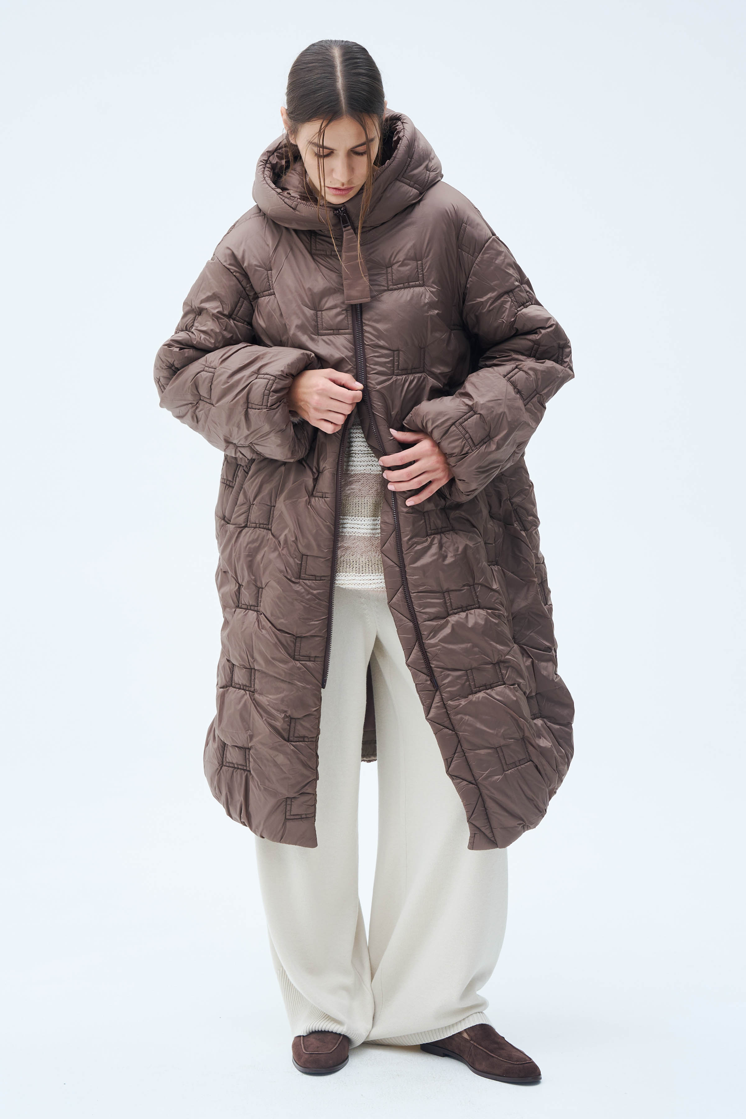 Пальто стежка лого, среднее 74 Тень (ombre) от Lesel (Лесель)! Заказывайте по ✆ 8 (800) 777 02 37