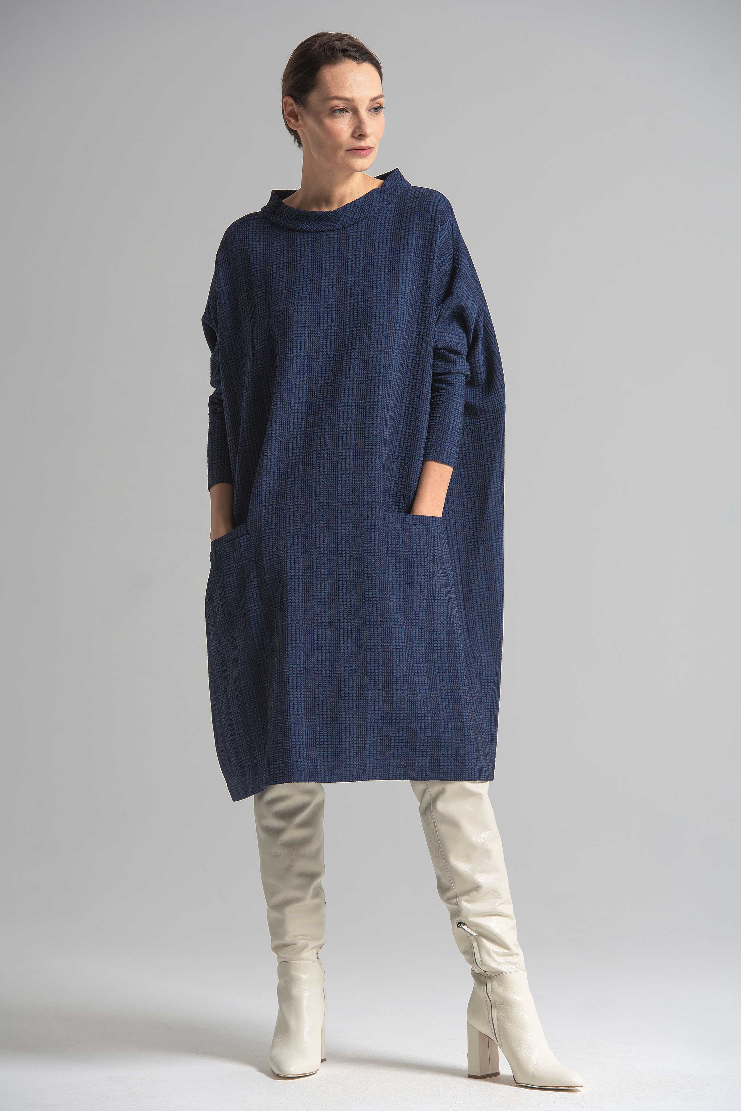 Платье-пончо, стойка 38 Джинсовый (denim) от Lesel (Лесель)! Заказывайте по ✆ 8 (800) 777 02 37