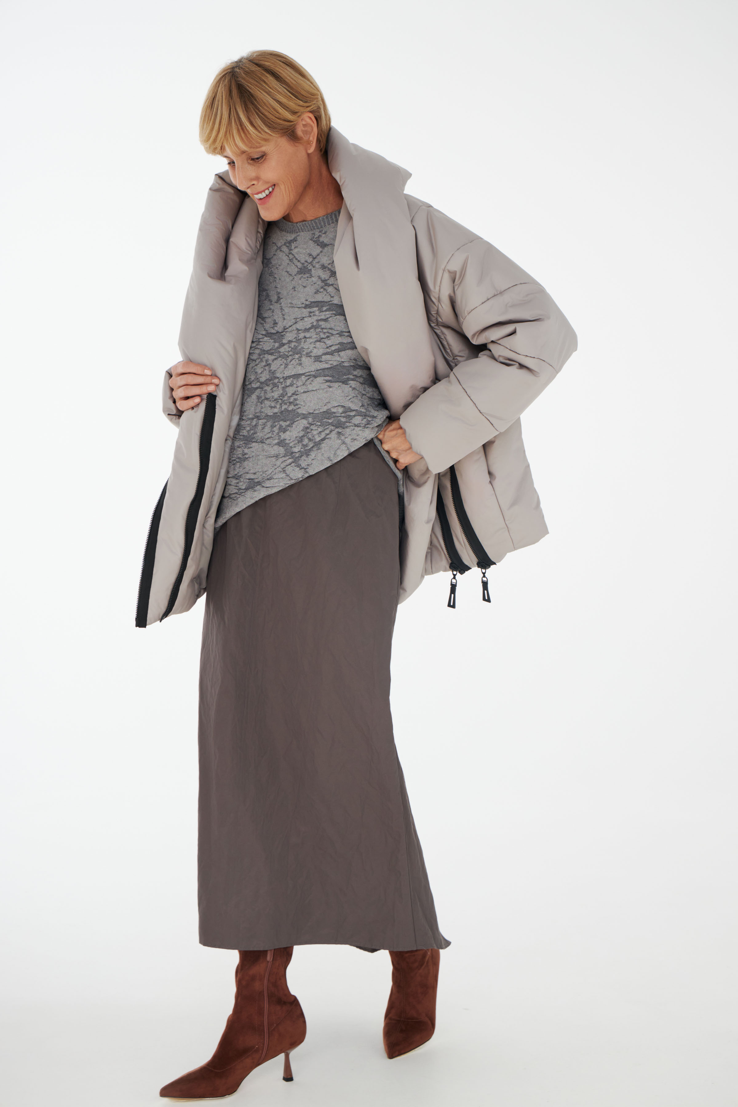 Куртка с диагональными швами 10 Серый (grise) от Lesel (Лесель)! Заказывайте по ✆ 8 (800) 777 02 37