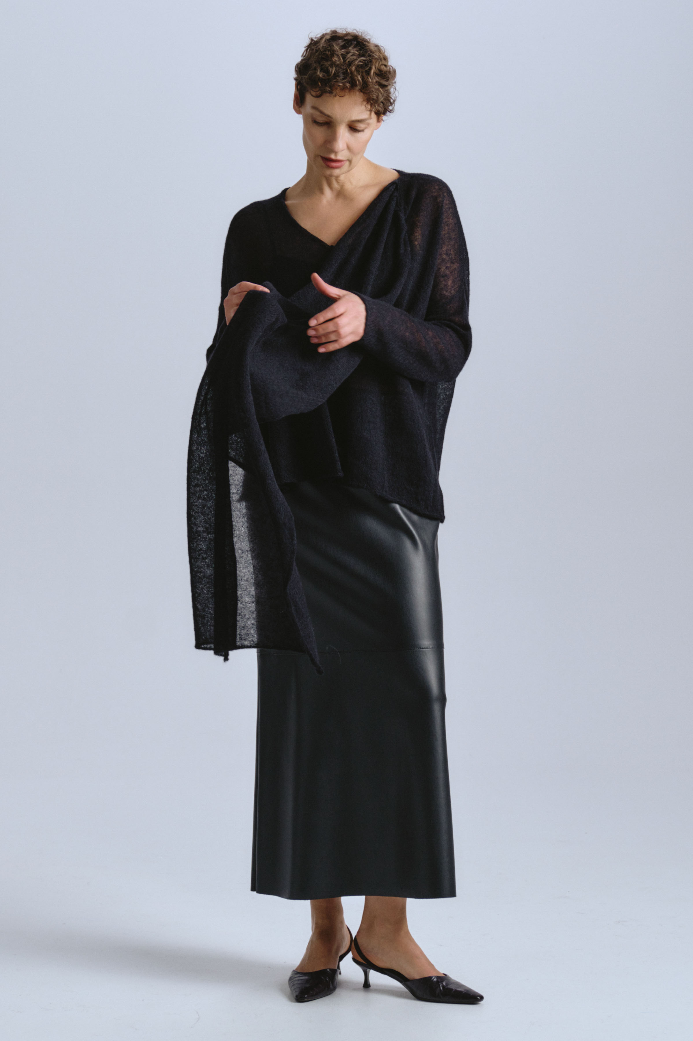 Джемпер Шарф  от Lesel (Лесель)! Заказывайте по ✆ 8 (800) 777 02 37