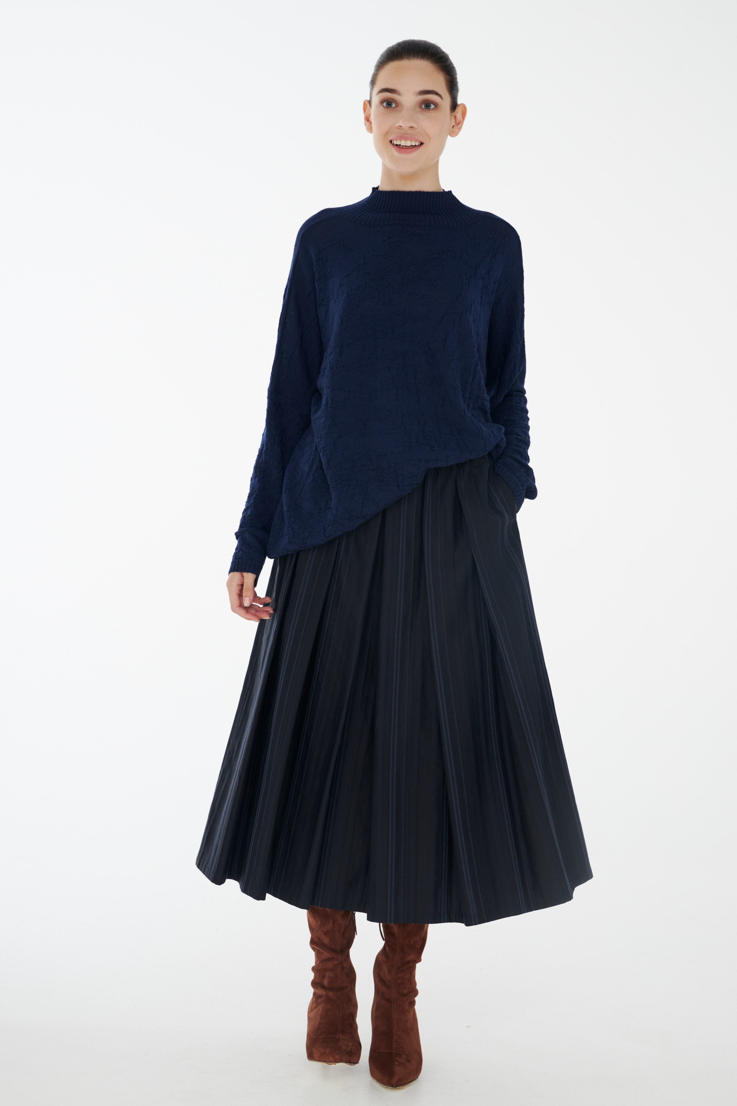 Джемпер Хрусталь 33 Ночь (nuit) от Lesel (Лесель)! Заказывайте по ✆ 8 (800) 777 02 37