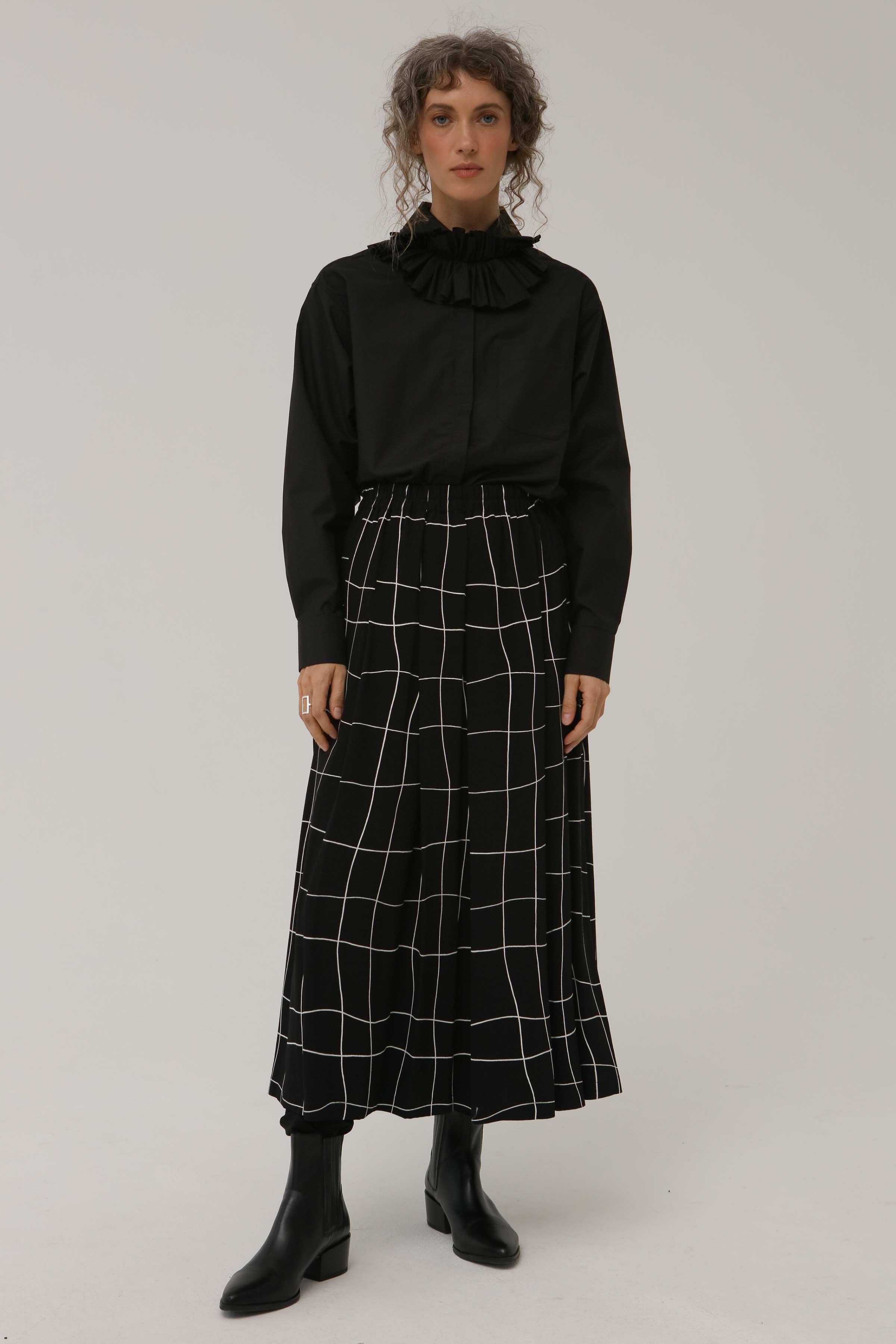 Блуза рубашка с декором тонкая 00 Черный (noir) от Lesel (Лесель)! Заказывайте по ✆ 8 (800) 777 02 37