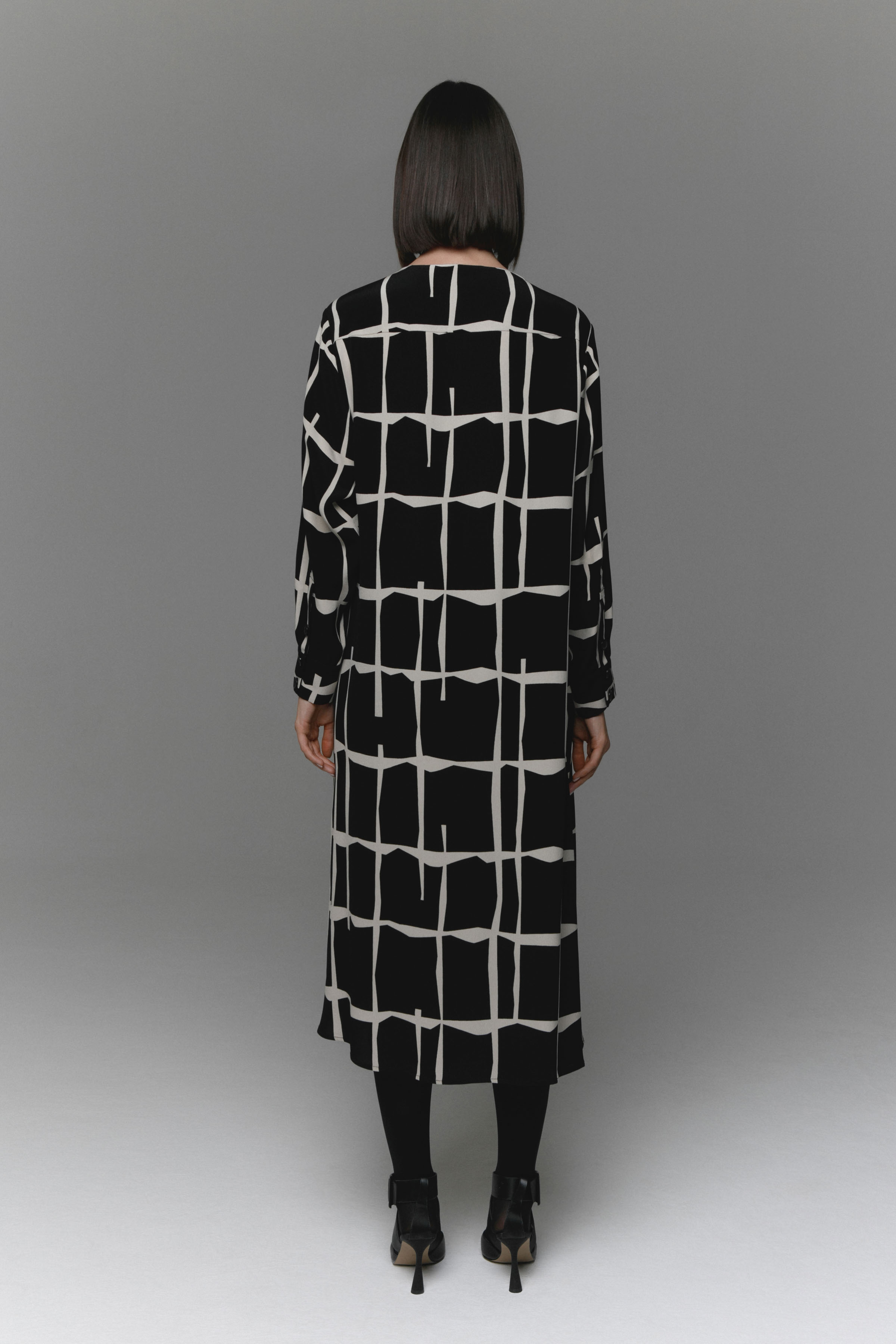 Платье с запахом, клетка 00 Черный (noir) от Lesel (Лесель)! Заказывайте по ✆ 8 (800) 777 02 37