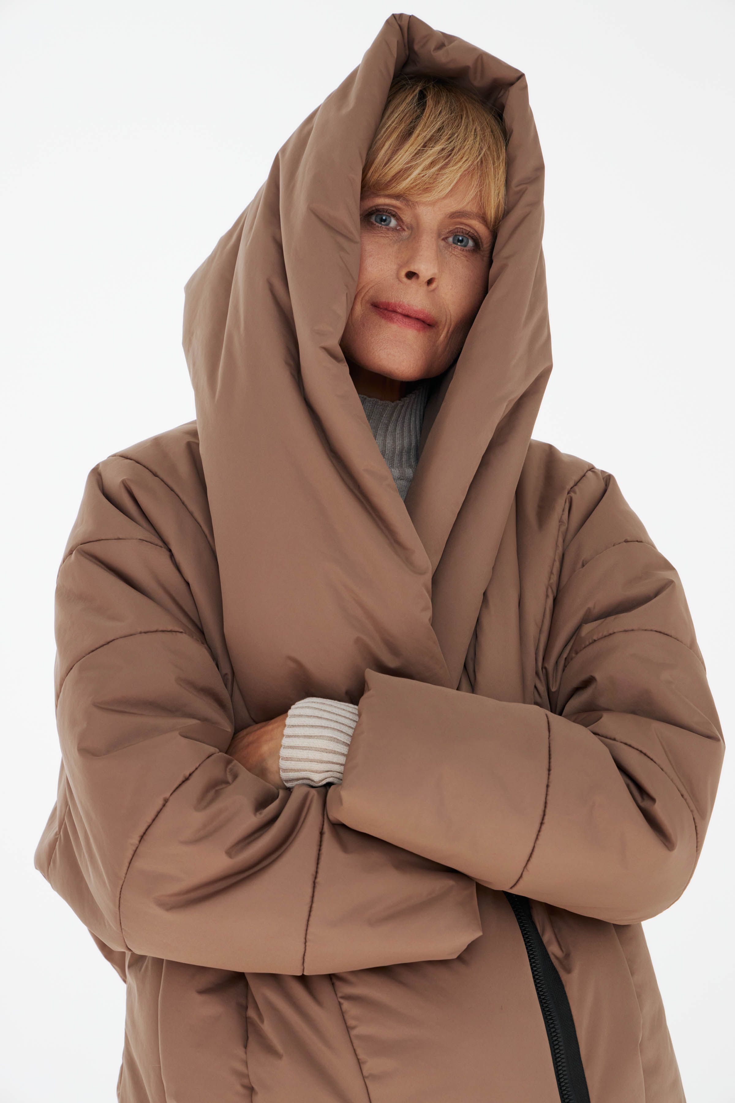 Куртка с диагональными швами 78 Полутень (penombre), 10 Серый (grise), 00 Черный (noir) от Lesel (Лесель)! Заказывайте по ✆ 8 (800) 777 02 37