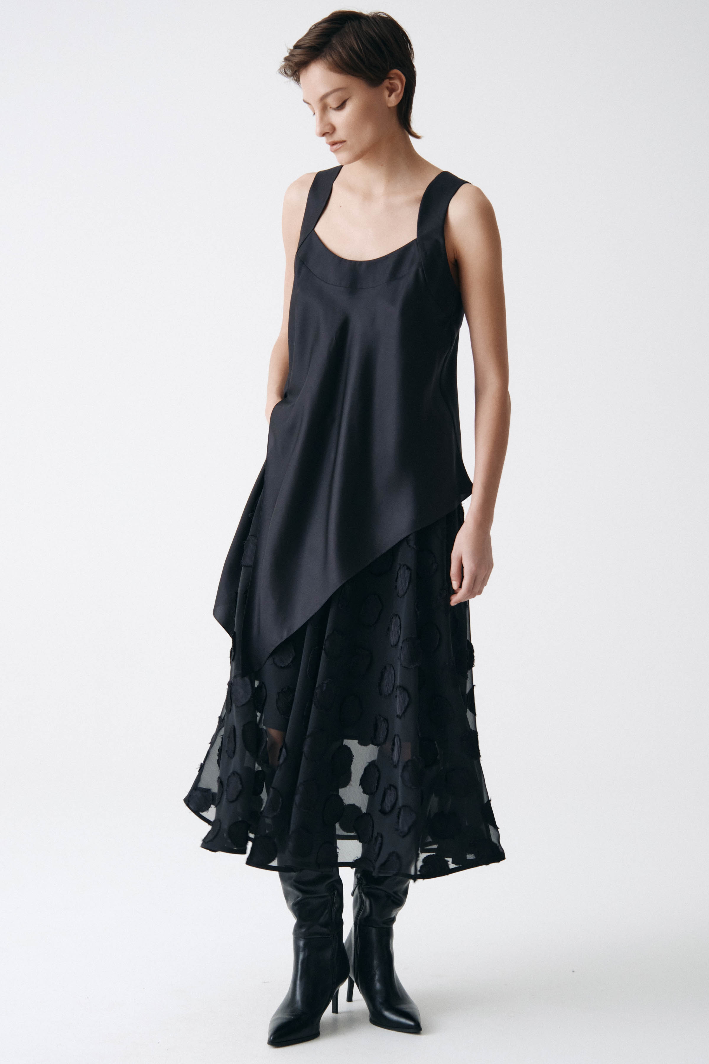 Юбка Прозрачный горох средней длины  от Lesel (Лесель)! Заказывайте по ✆ 8 (800) 777 02 37