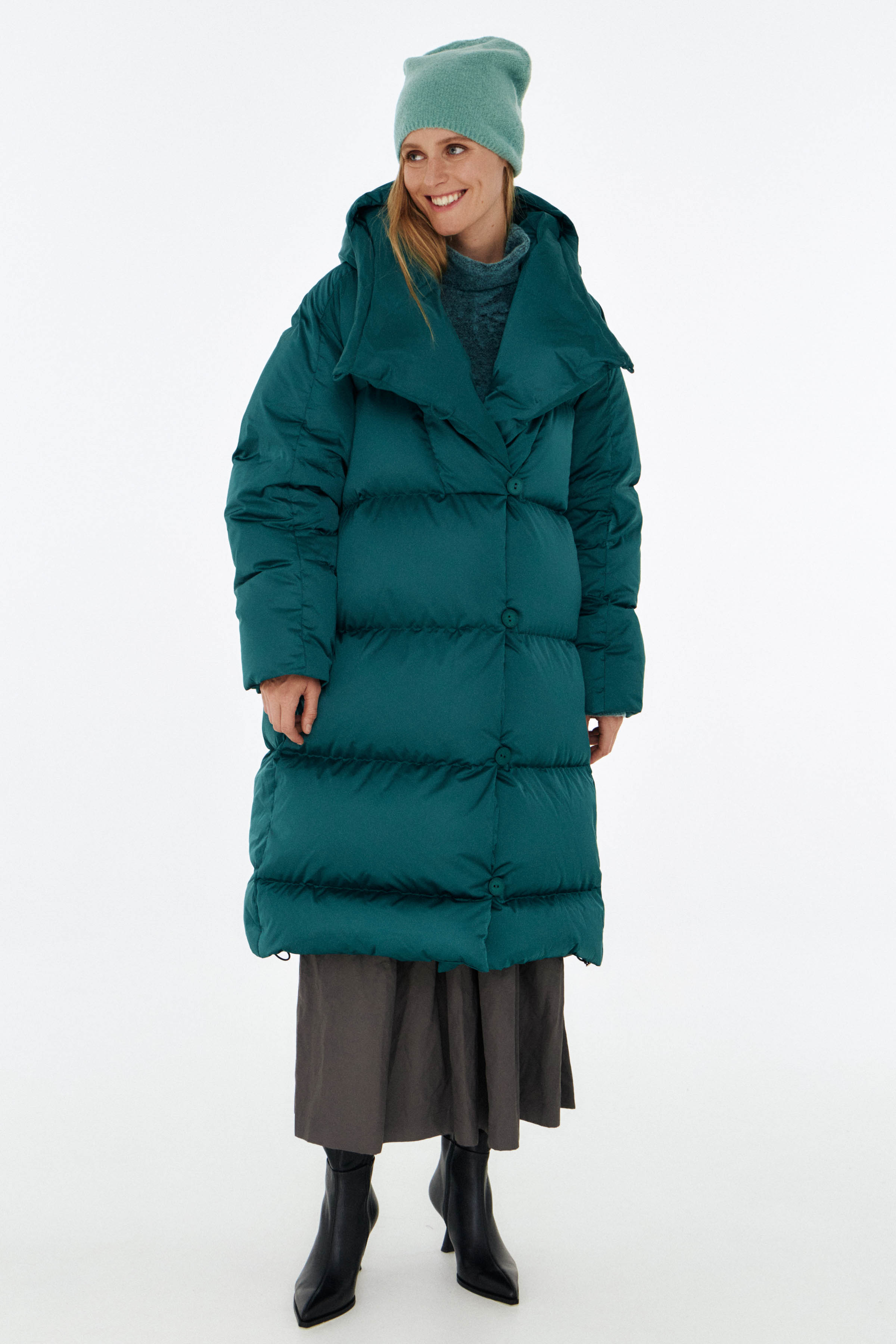 Пальто пуховое с навесными петлями 68 Изумруд (emeraude) от Lesel (Лесель)! Заказывайте по ✆ 8 (800) 777 02 37