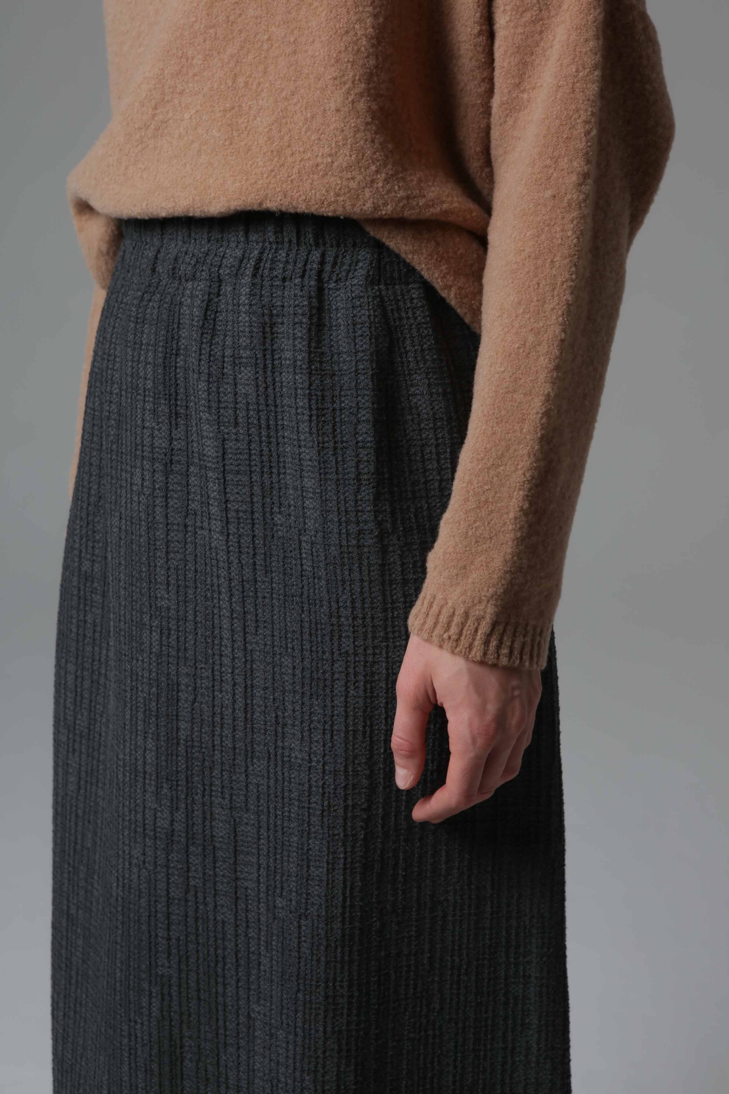 Юбка узкая, жаккард клетка 00 Черный (noir), 11 Антрацит (anthracite) от Lesel (Лесель)! Заказывайте по ✆ 8 (800) 777 02 37