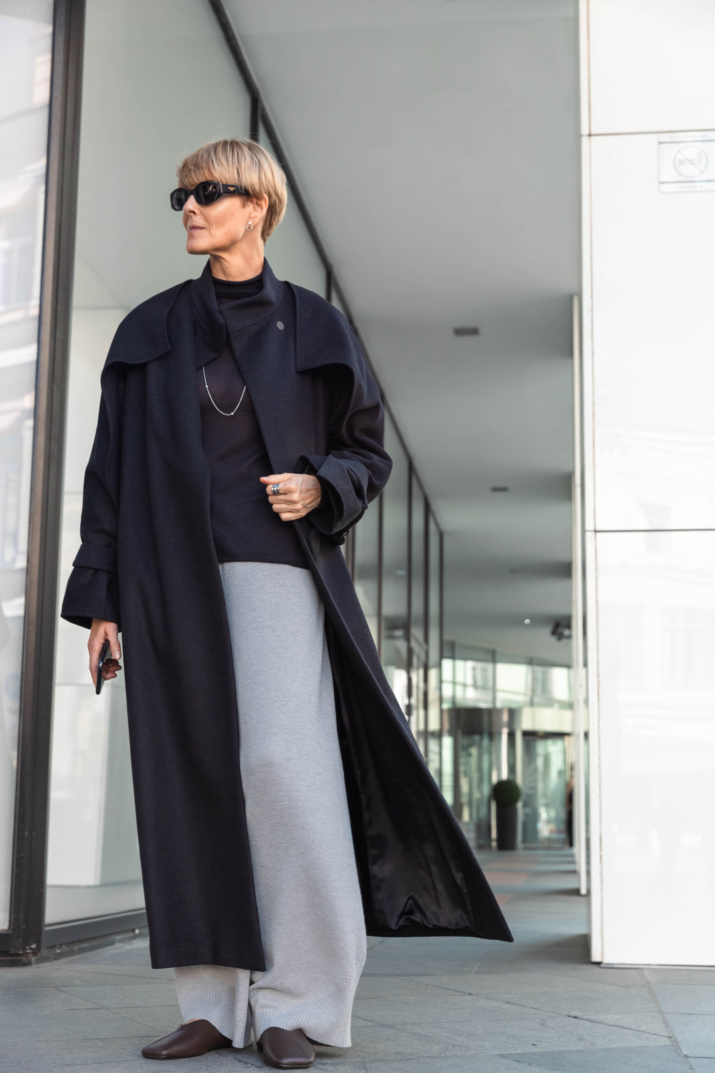 Брюки Овал однотон  от Lesel (Лесель)! Заказывайте по ✆ 8 (800) 777 02 37