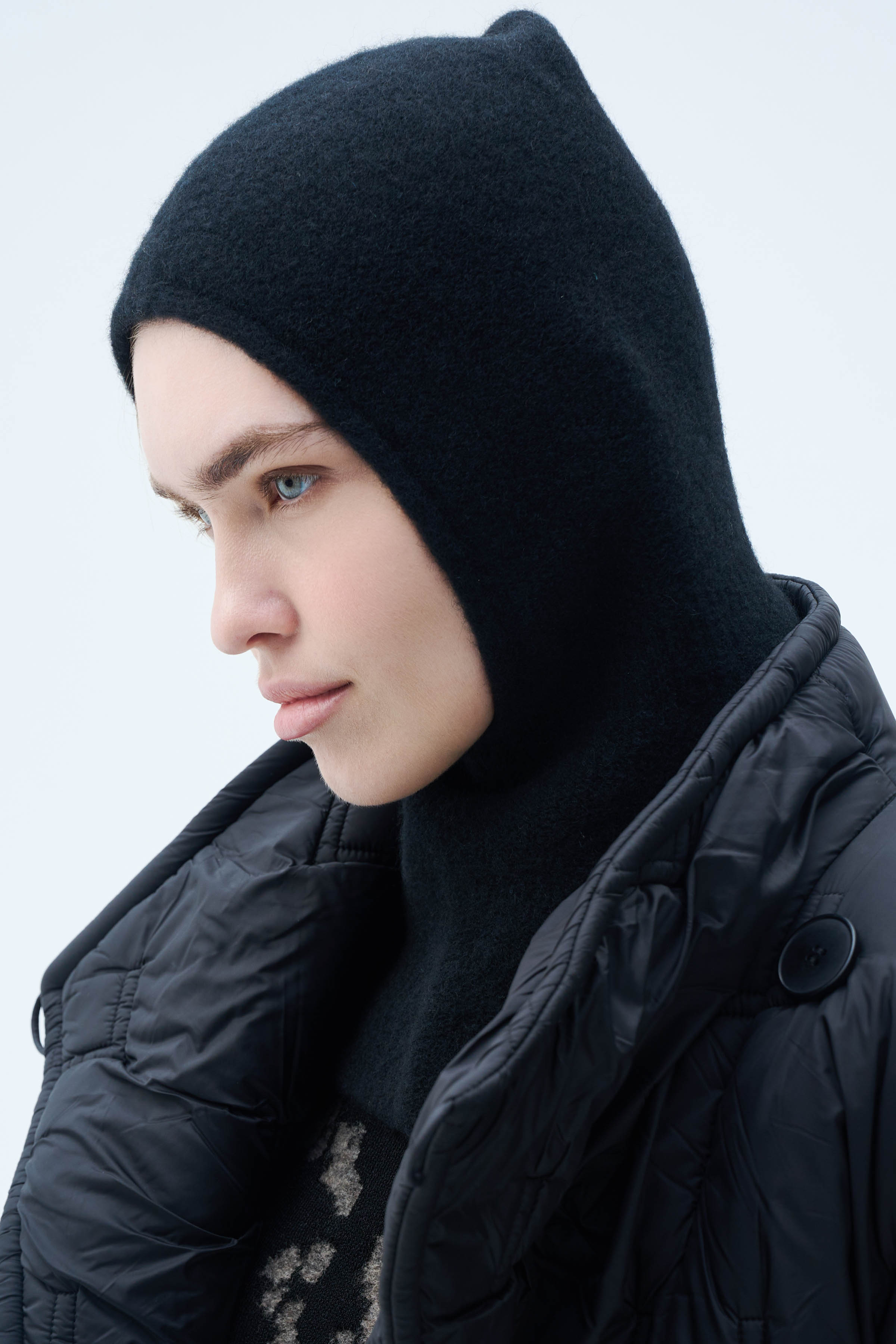 Капор 00 Черный (noir) от Lesel (Лесель)! Заказывайте по ✆ 8 (800) 777 02 37