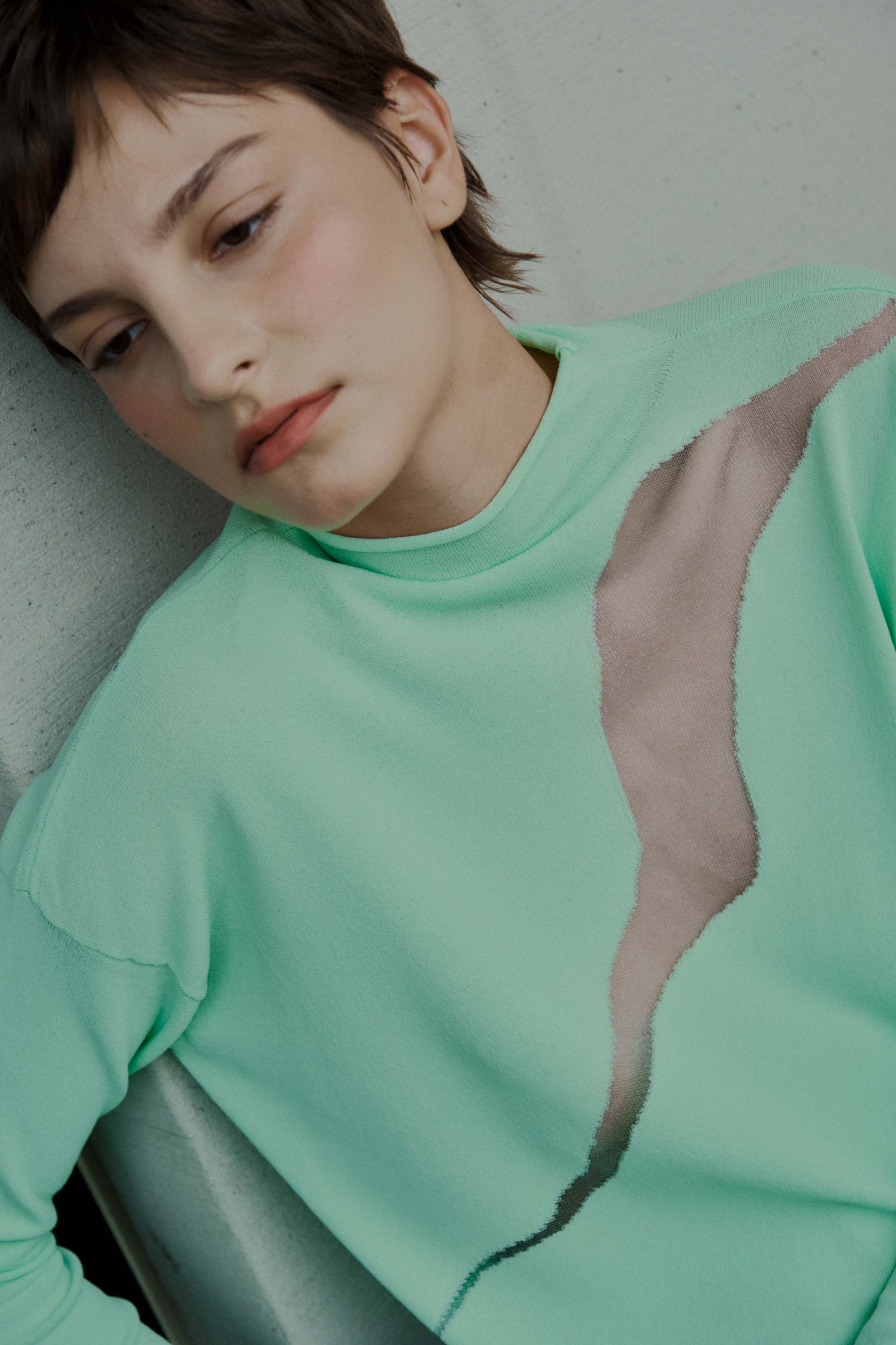 Джемпер водолазка Ломаная линия