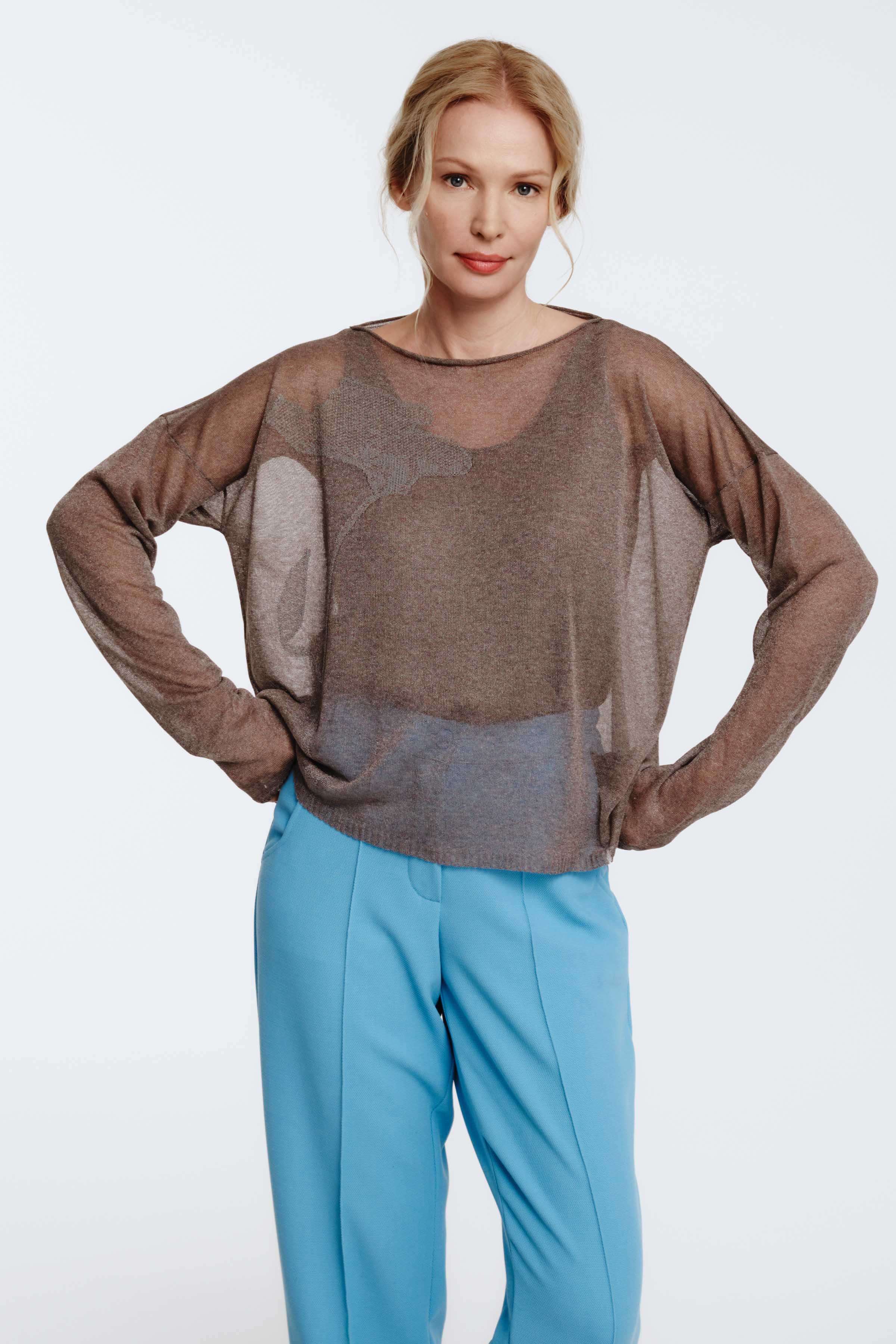 Джемпер Цветок с бутоном  от Lesel (Лесель)! Заказывайте по ✆ 8 (800) 777 02 37