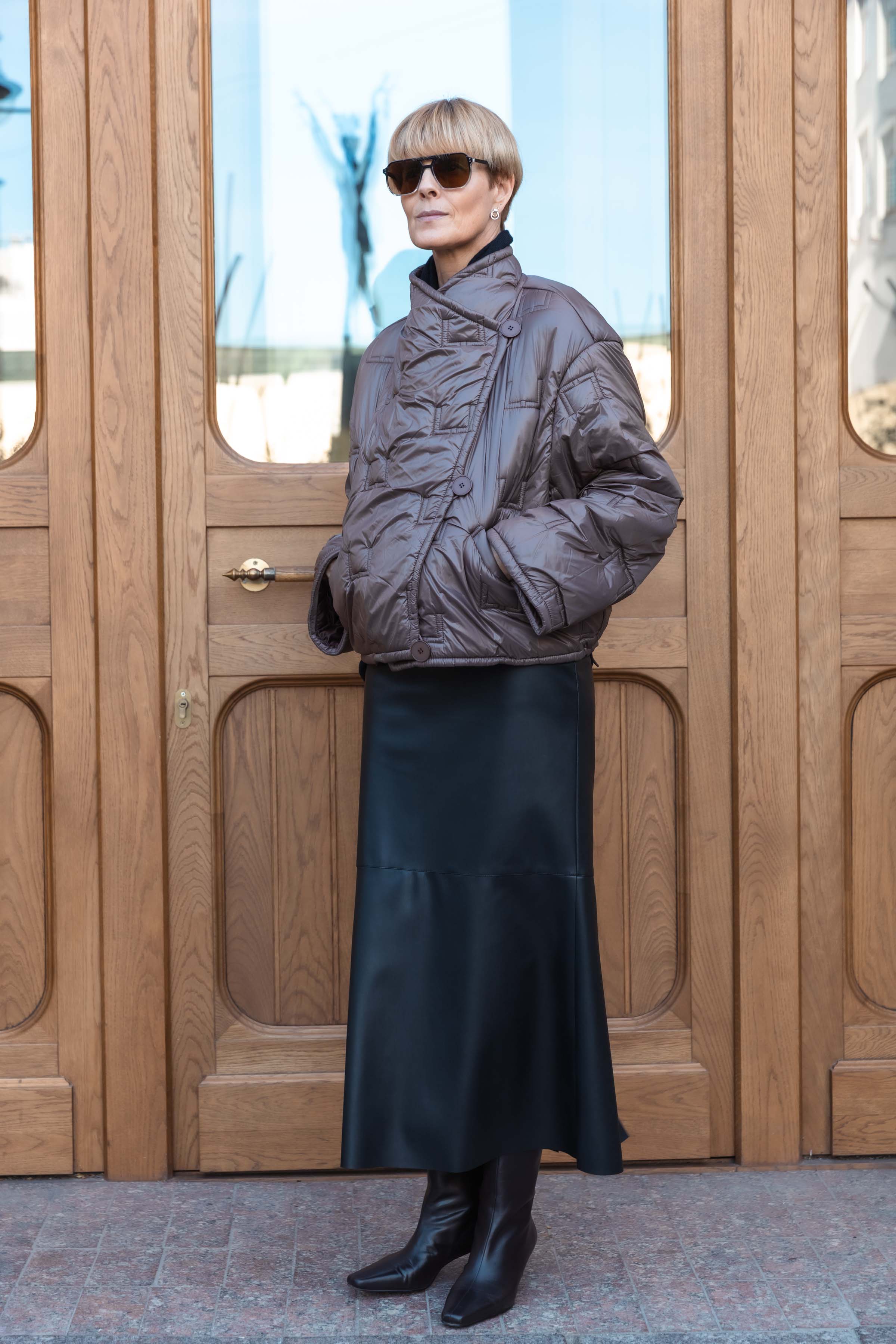 Куртка стежка лого, короткая 74 Тень (ombre) от Lesel (Лесель)! Заказывайте по ✆ 8 (800) 777 02 37