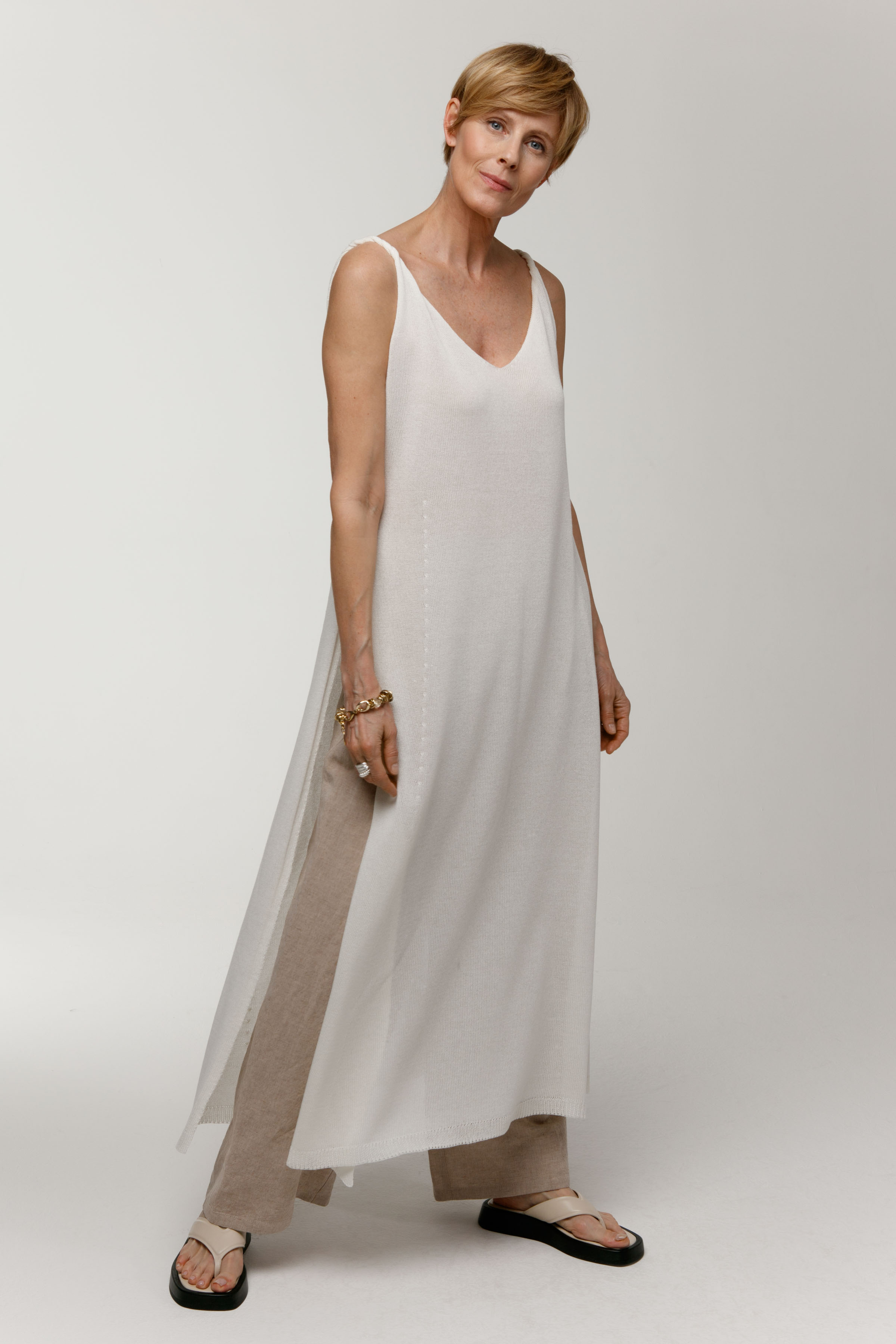 Брюки прямые со складками, лён  от Lesel (Лесель)! Заказывайте по ✆ 8 (800) 777 02 37