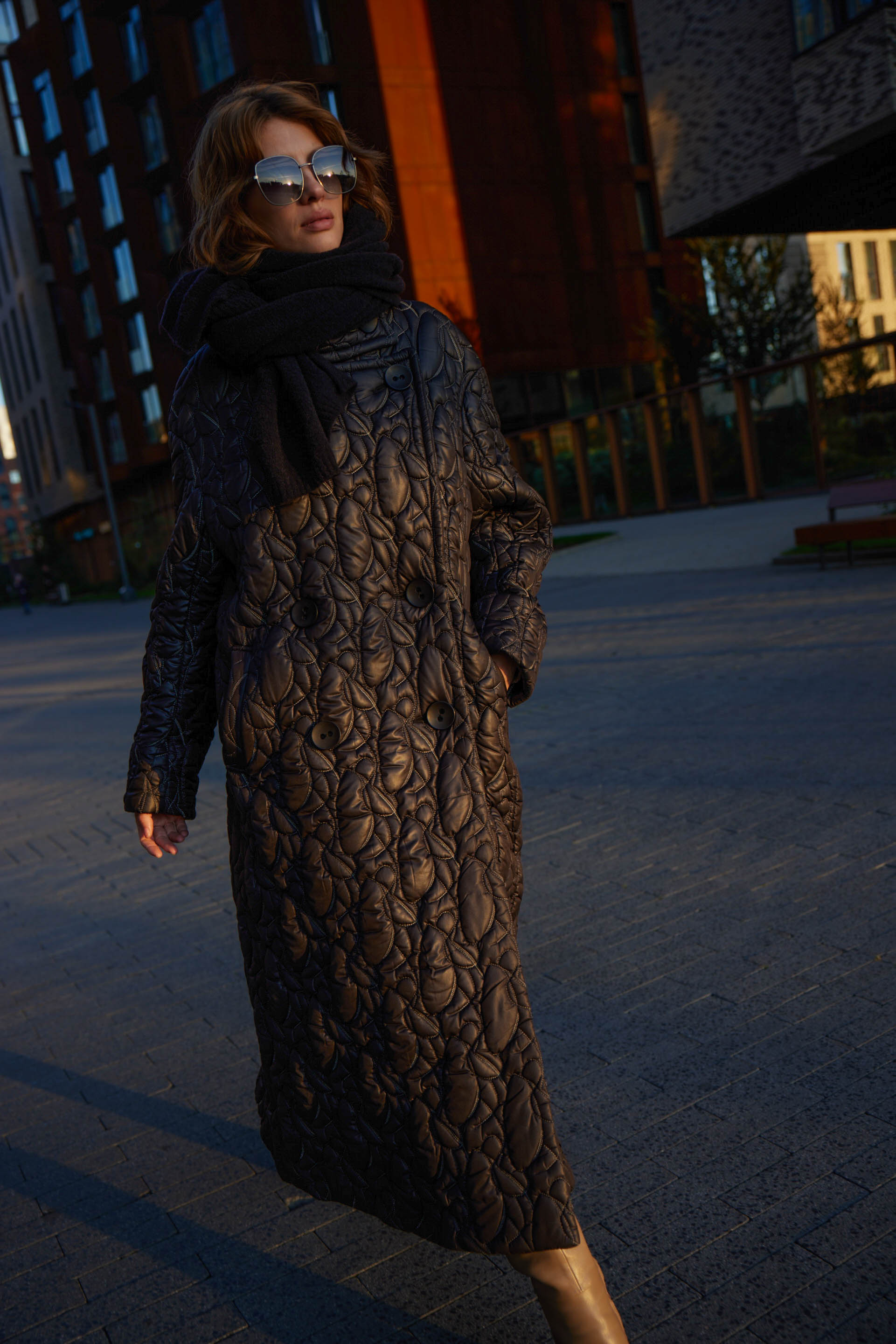 Пальто стеганое, с лацканами и воротником-стойкой 00 Черный (noir), 04 Бежевый камень (pierre beige) от Lesel (Лесель)! Заказывайте по ✆ 8 (800) 777 02 37