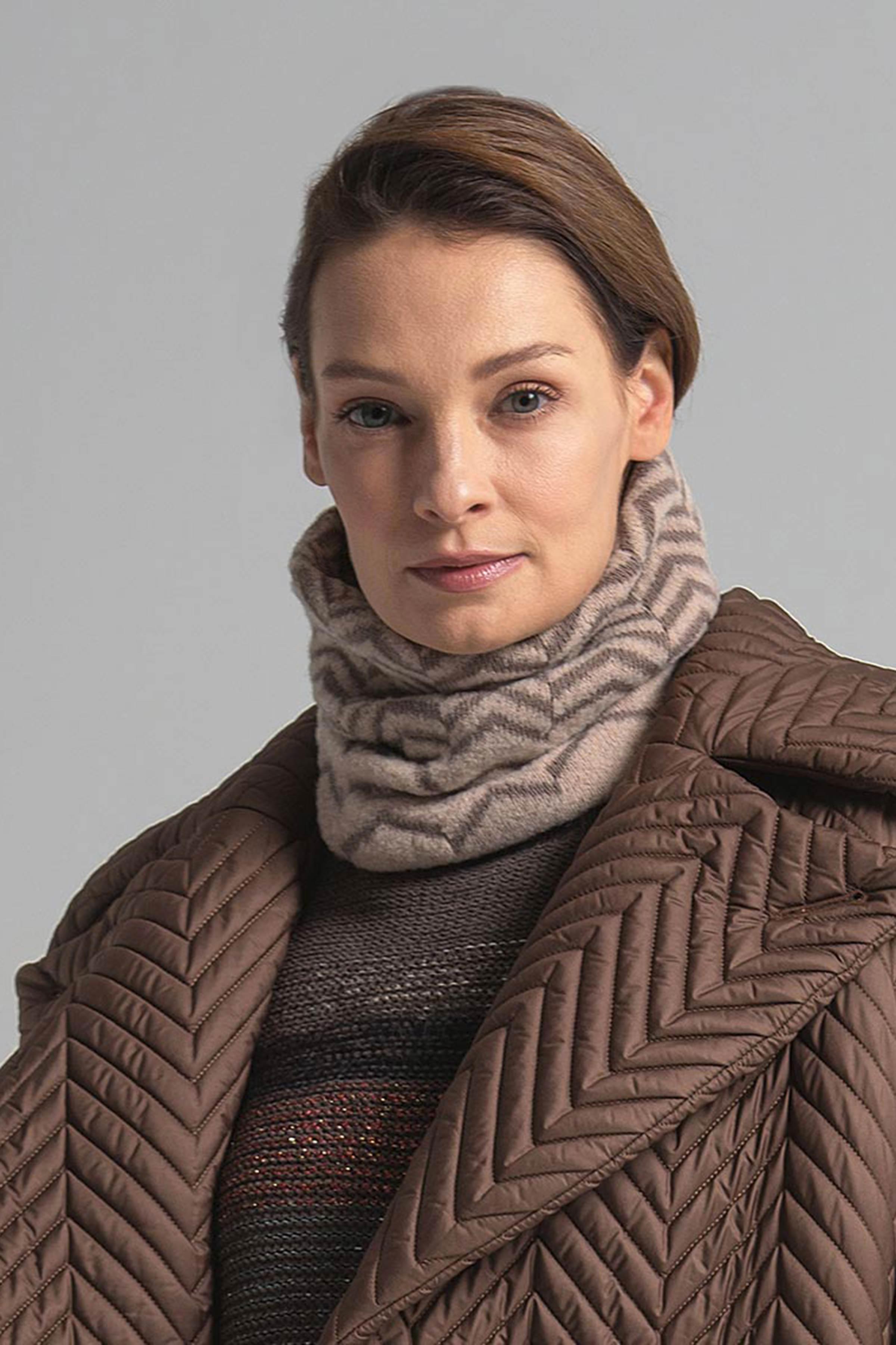 Снуд Муар 04 Бежевый (beige) от Lesel (Лесель)! Заказывайте по ✆ 8 (800) 777 02 37