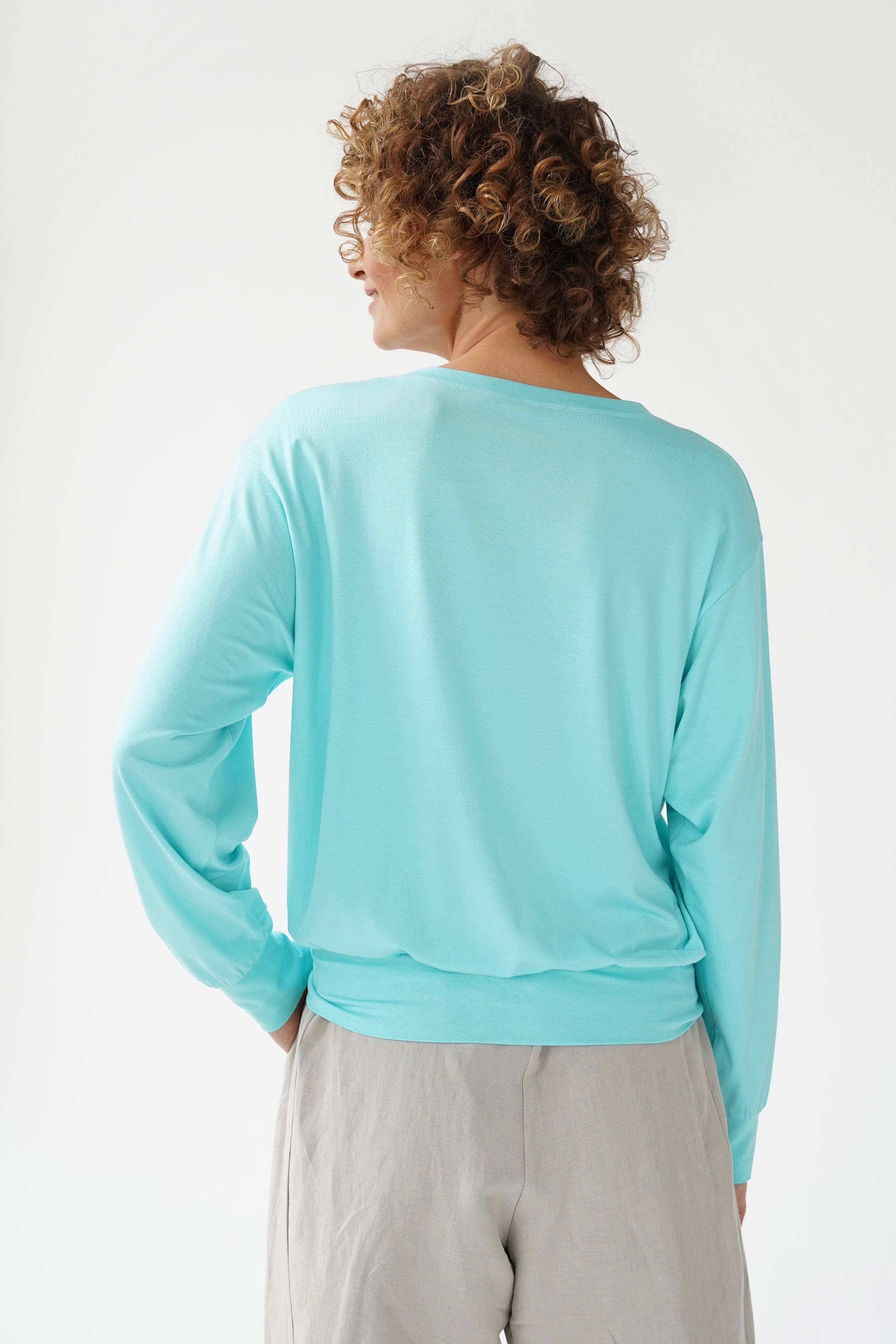 База с подвязами, длинный рукав  от Lesel (Лесель)! Заказывайте по ✆ 8 (800) 777 02 37