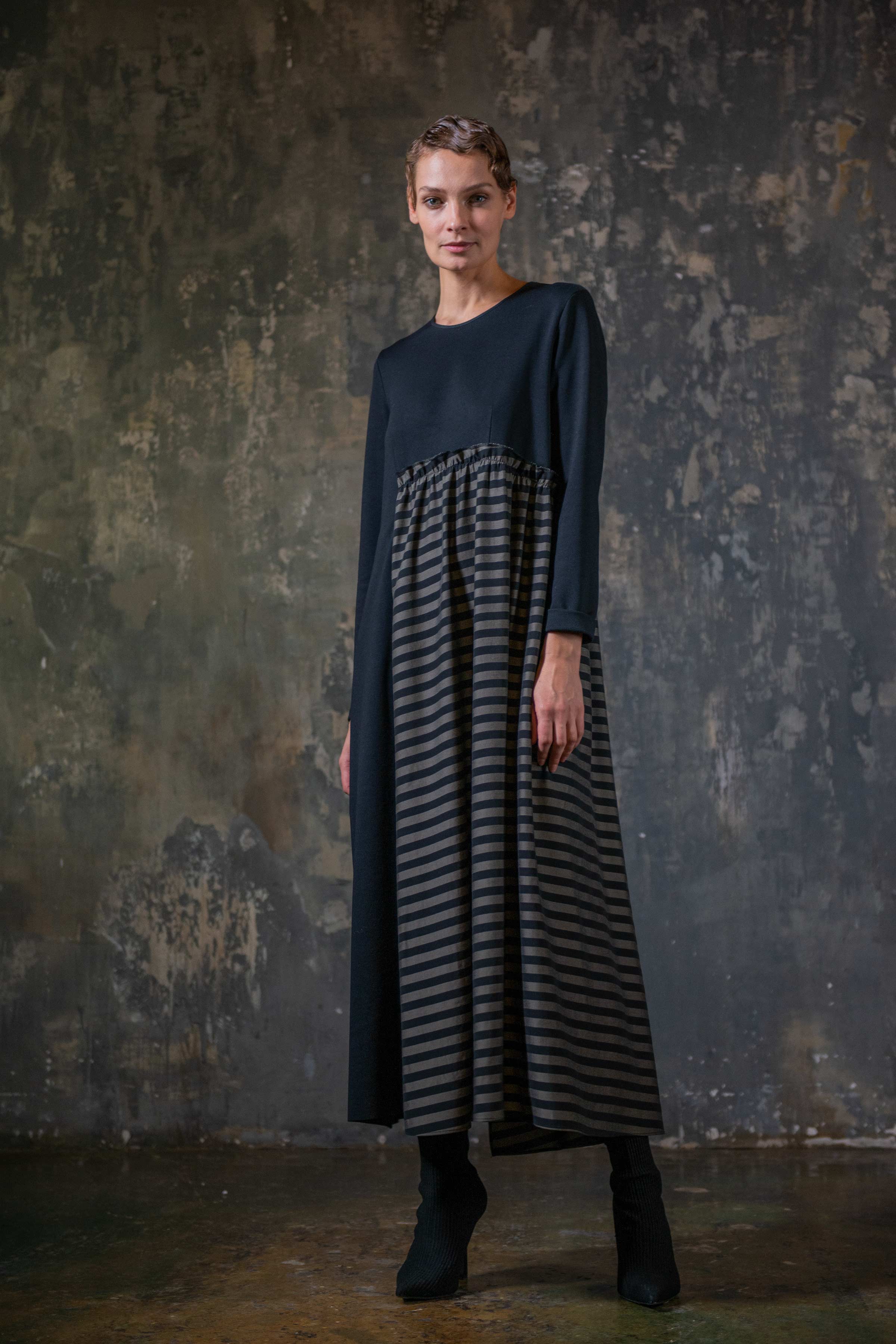 Платье длинное комбинированное, полоска 90 В полоску (striped), 90 В клетку  (damiers) от Lesel (Лесель)! Заказывайте по ✆ 8 (800) 777 02 37