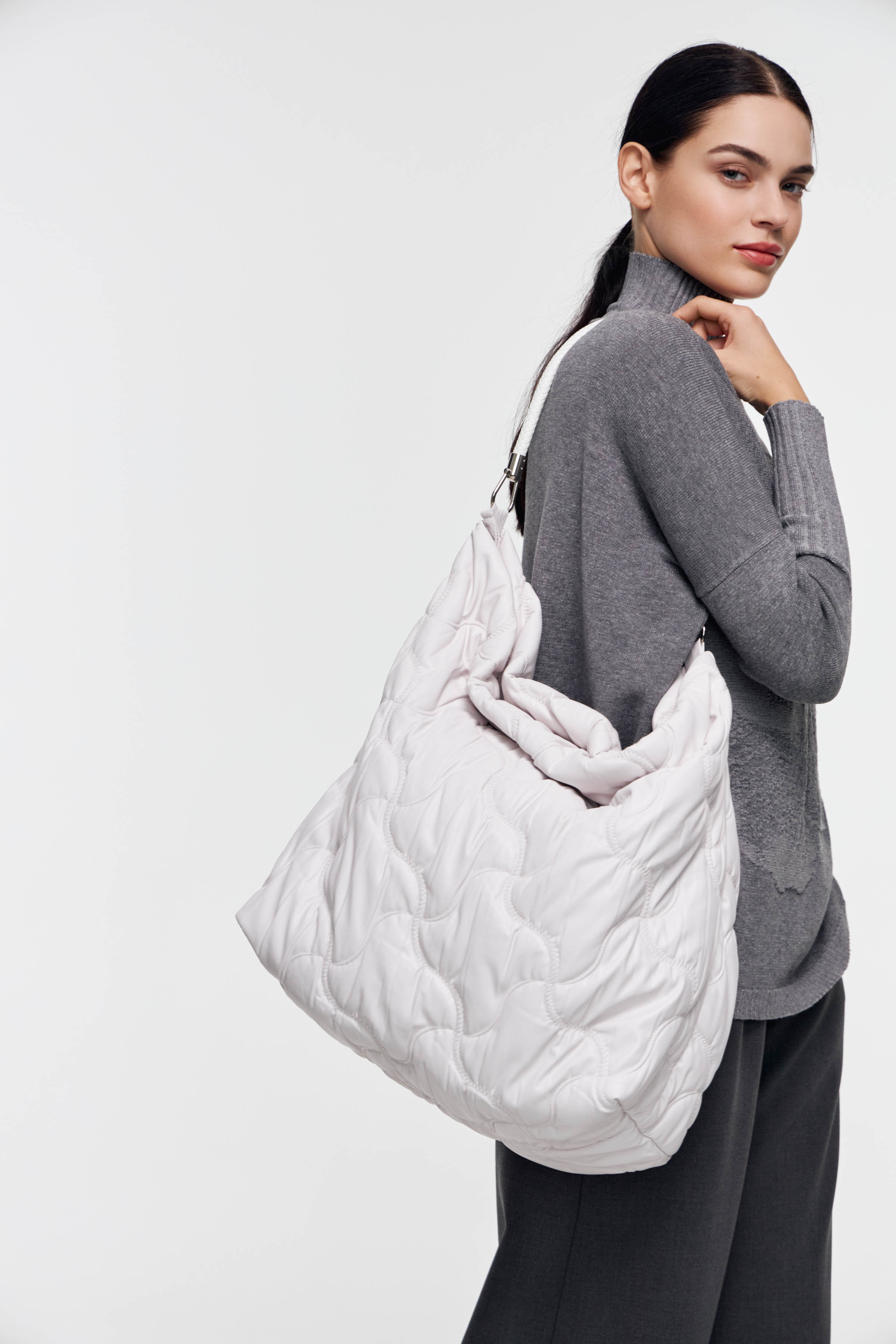 Сумка стеганая эко-кожа большая