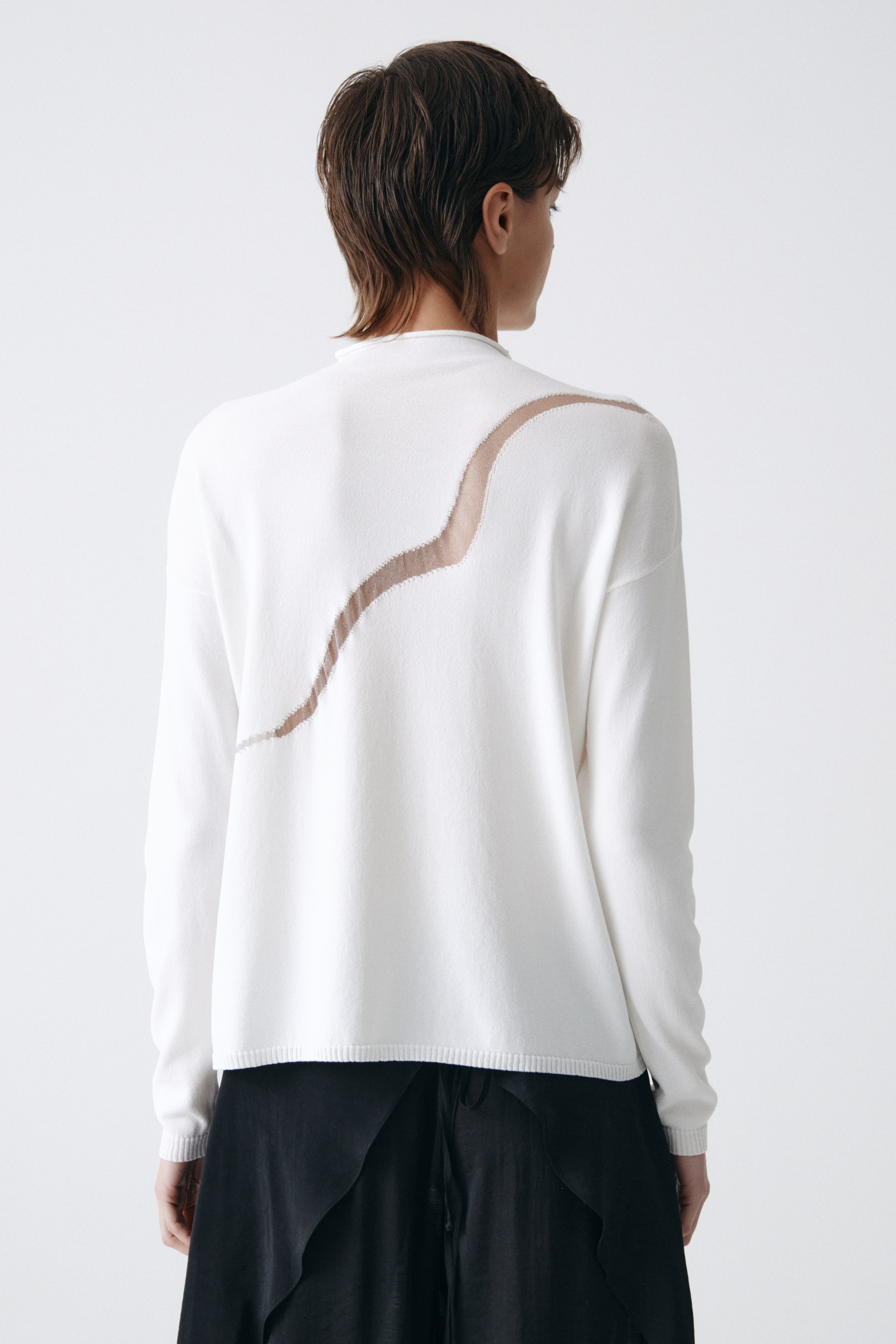 Джемпер водолазка Ломаная линия