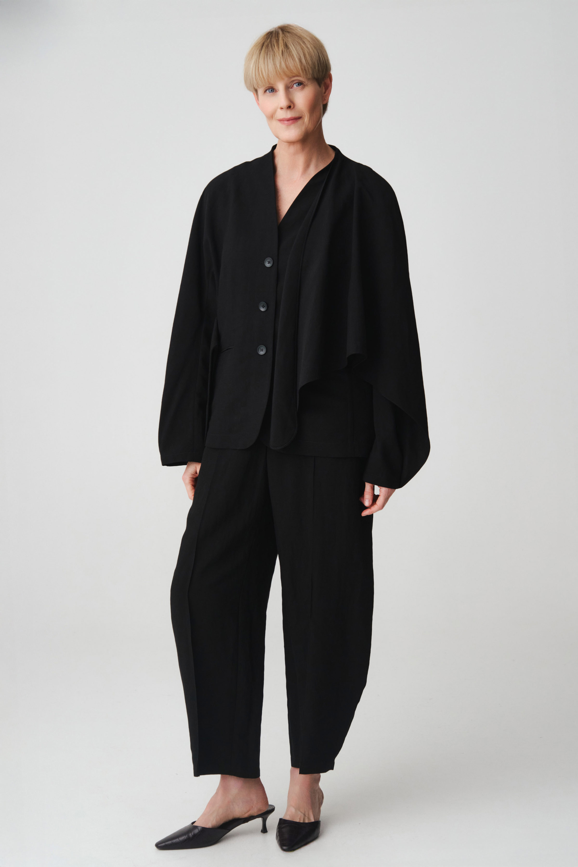 Брюки овал со стрелкой