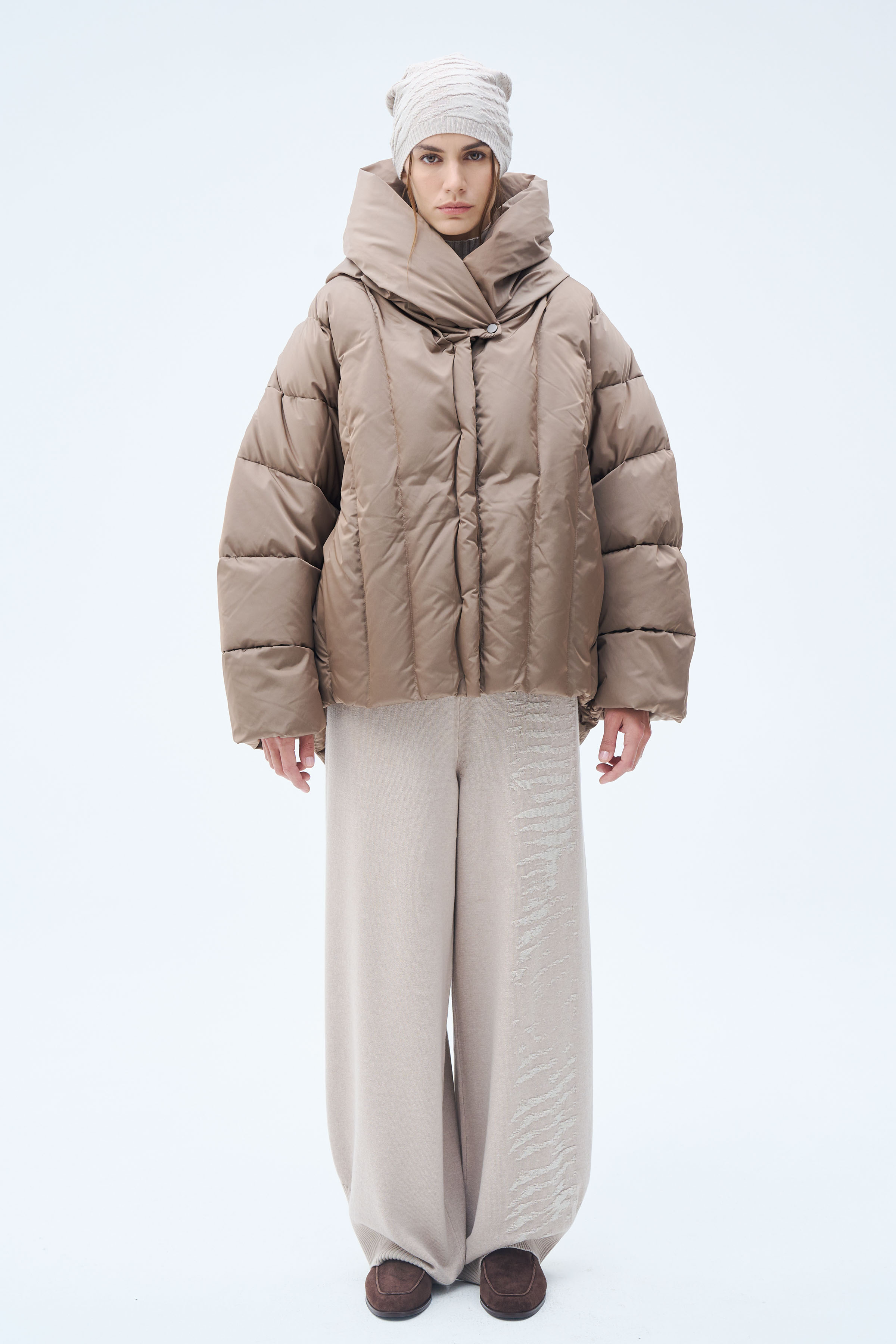 Куртка пуховая Вертикаль 78 Полутень (penombre), 00 Черный (noir), 64 Эвкалипт (eucalyptus), 10 Серый (grise), 32 Сумерки (crepuscule) от Lesel (Лесель)! Заказывайте по ✆ 8 (800) 777 02 37