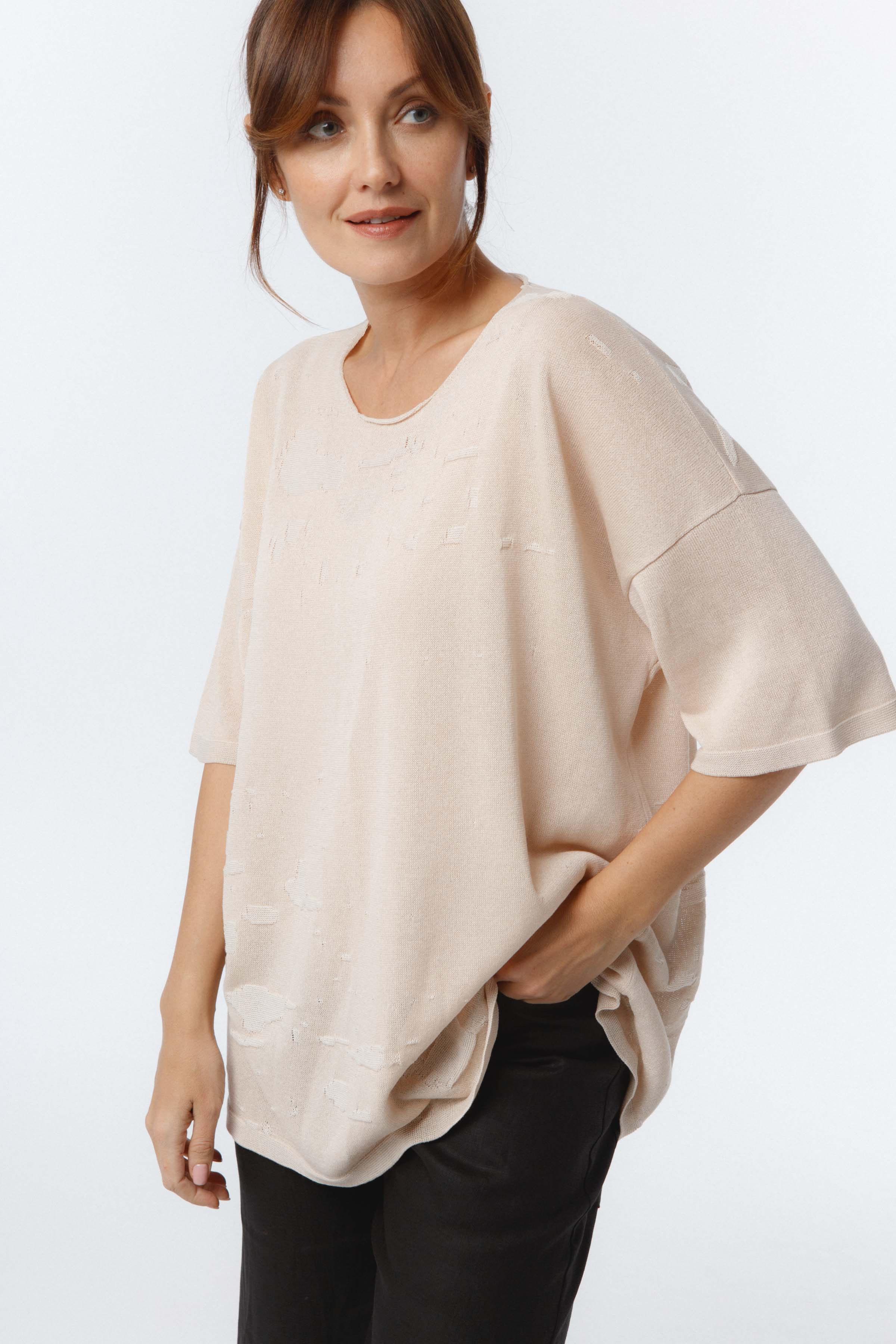 Туника с коротким рукавом Брызги краски  от Lesel (Лесель)! Заказывайте по ✆ 8 (800) 777 02 37