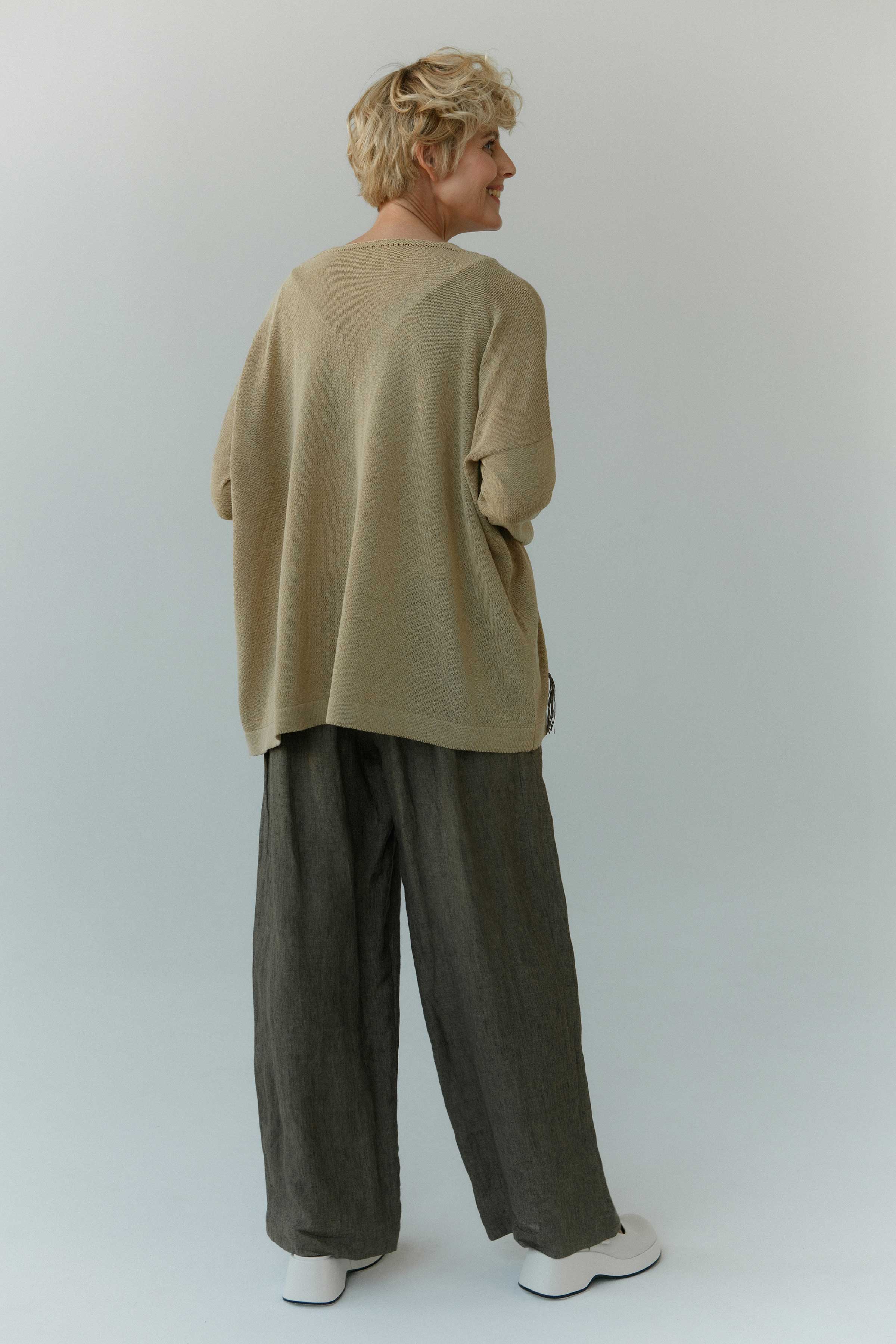 Кардиган с декором удлиненный 04 Бежевый (beige) от Lesel (Лесель)! Заказывайте по ✆ 8 (800) 777 02 37