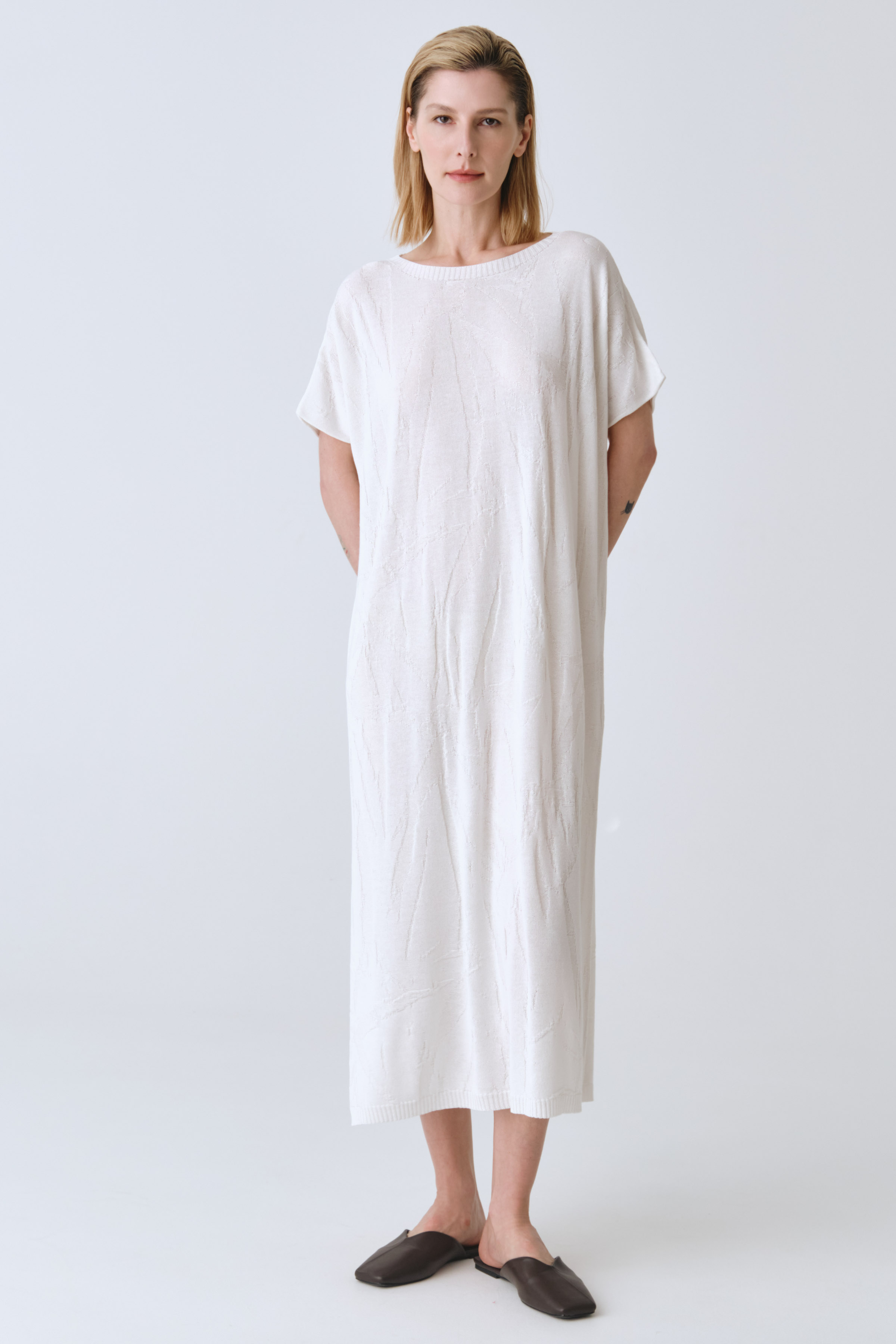 Платье с коротким рукавом Креш