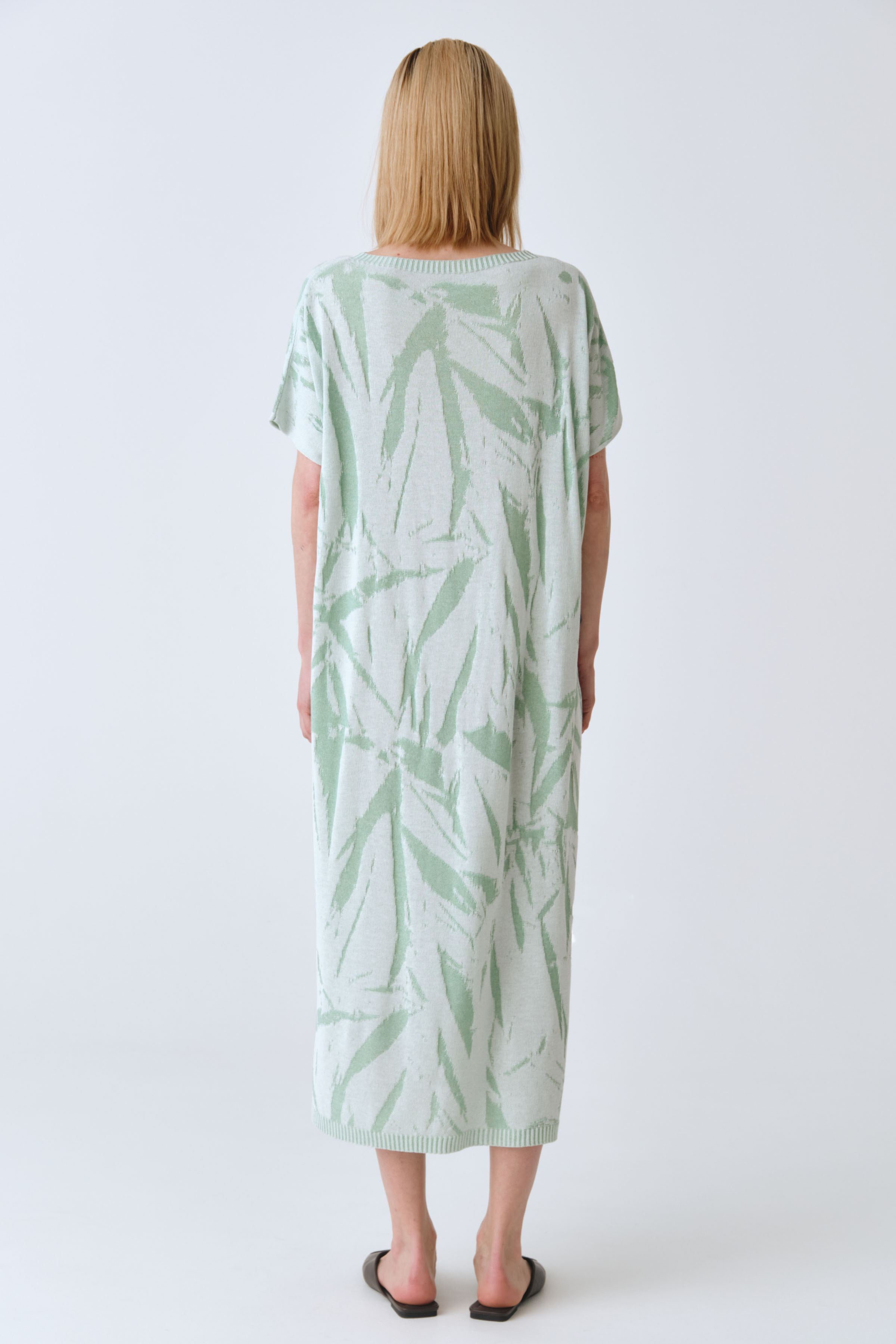 Платье с коротким рукавом Креш