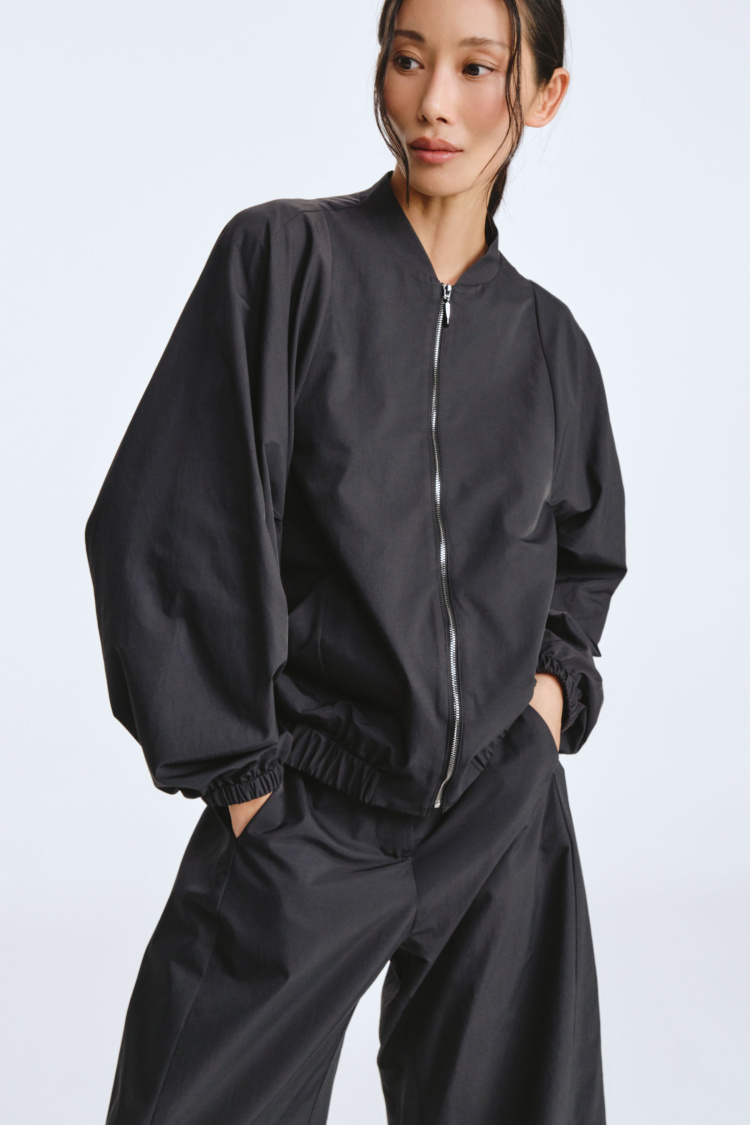 Куртка бомбер-ромб с защипами