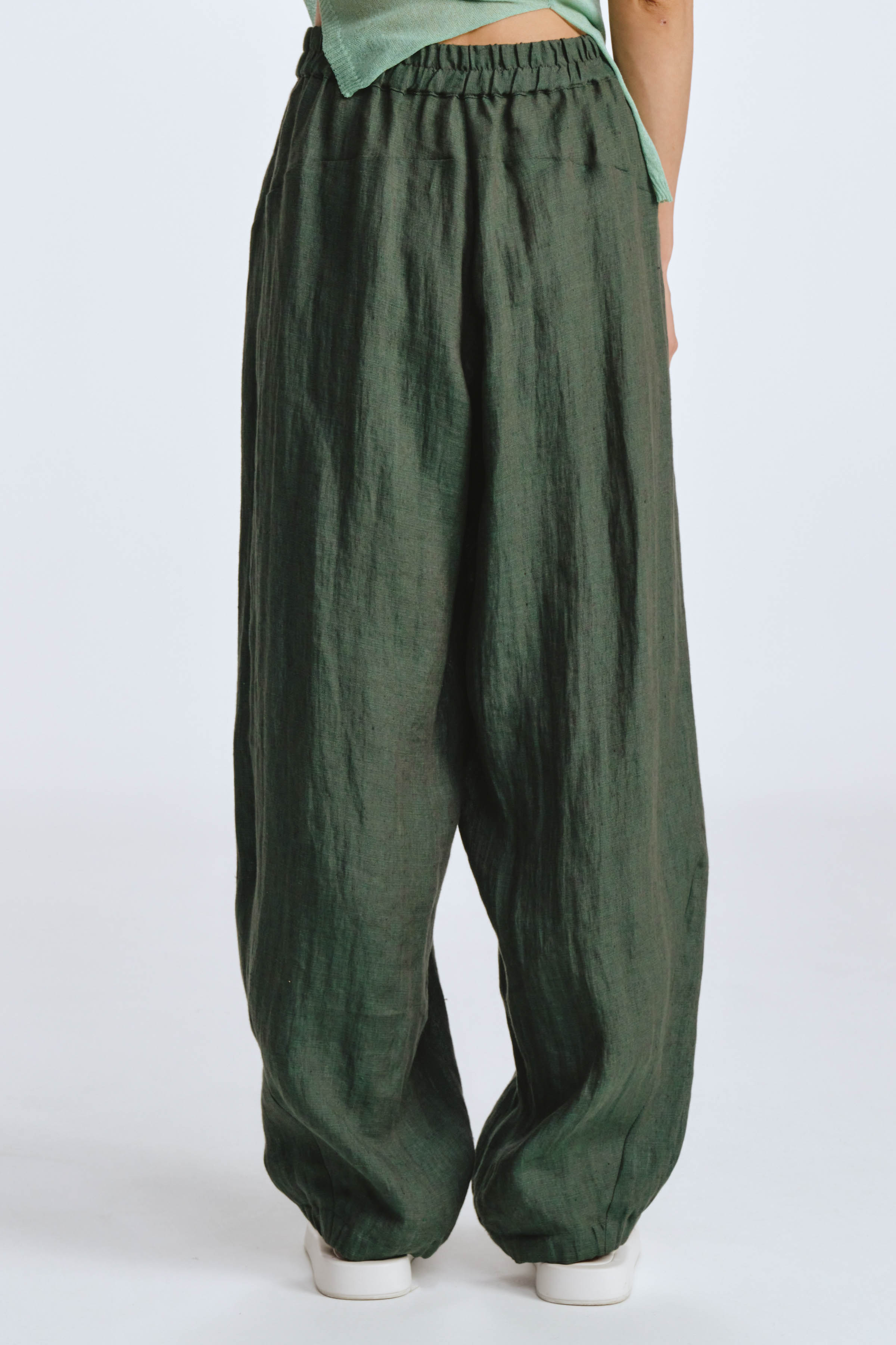 Брюки свободные на резинке, лен  от Lesel (Лесель)! Заказывайте по ✆ 8 (800) 777 02 37